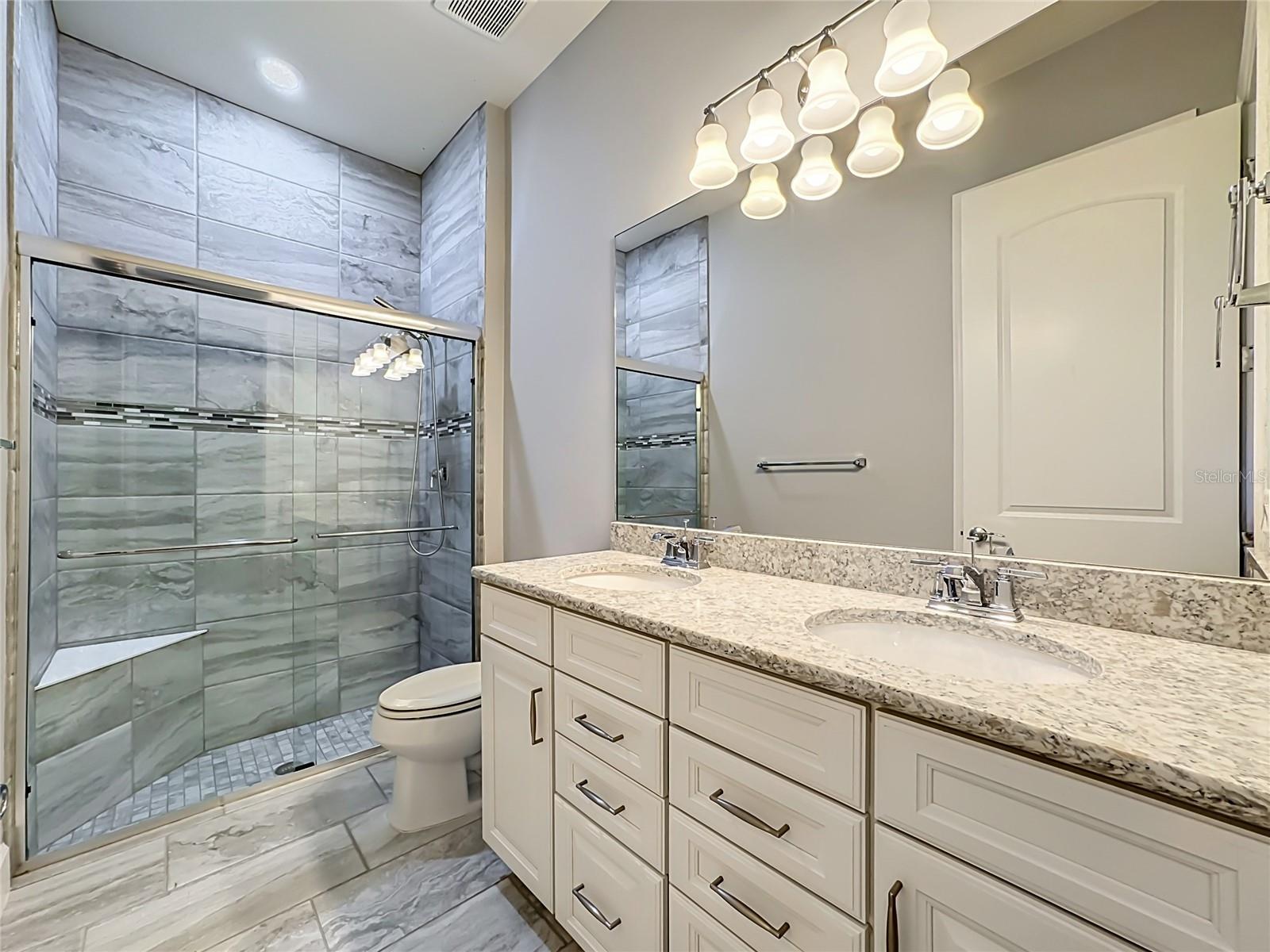 11824 BLUE HILL TRL — photo 27