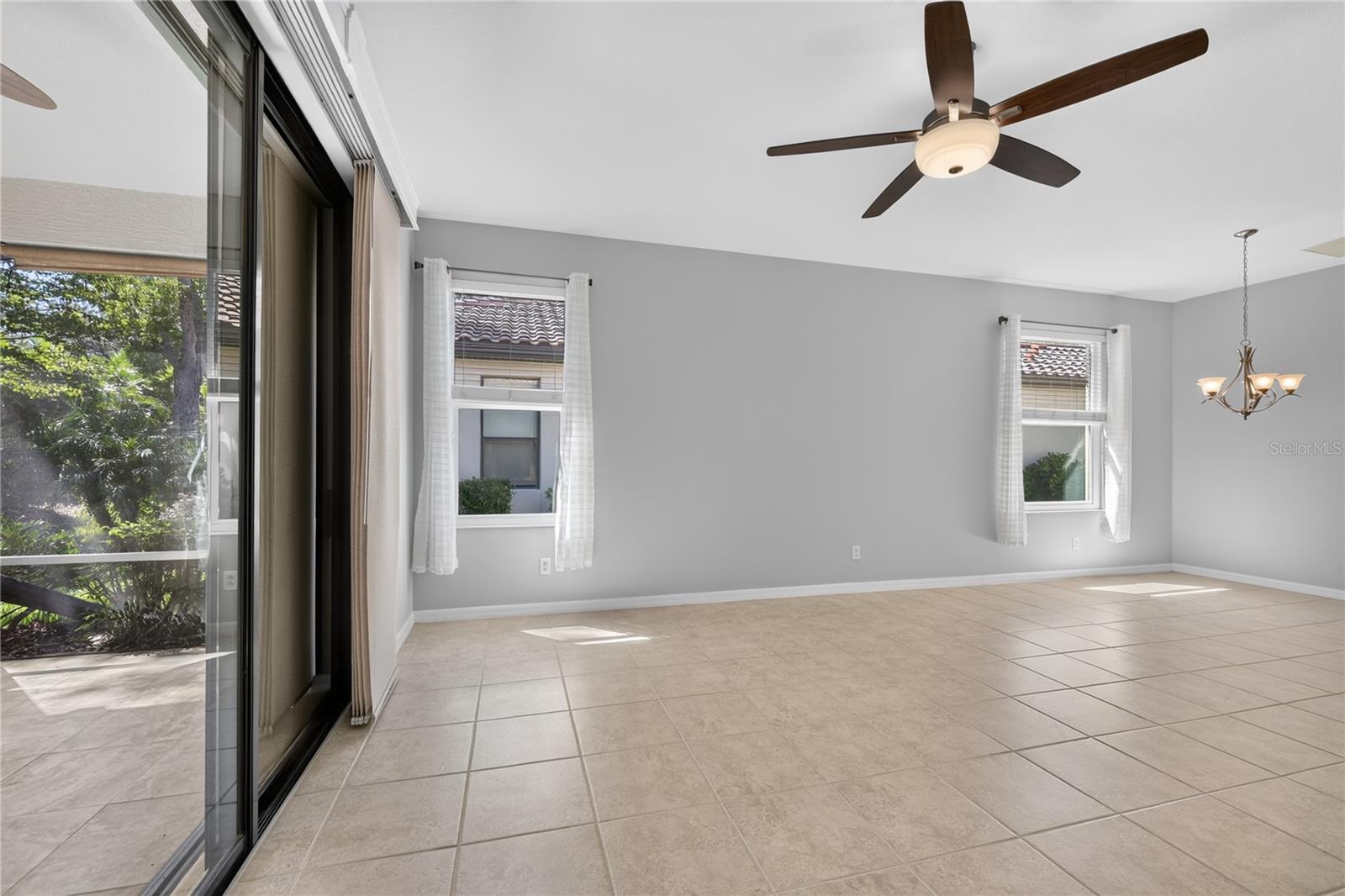 2534 OSWEGO DR — photo 9