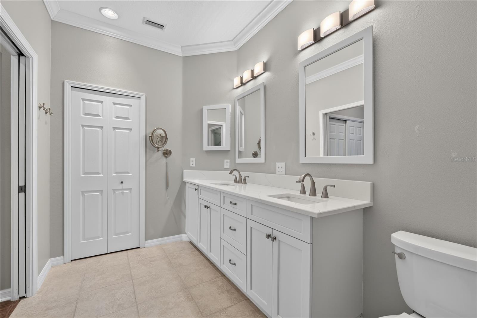 2534 OSWEGO DR — photo 27
