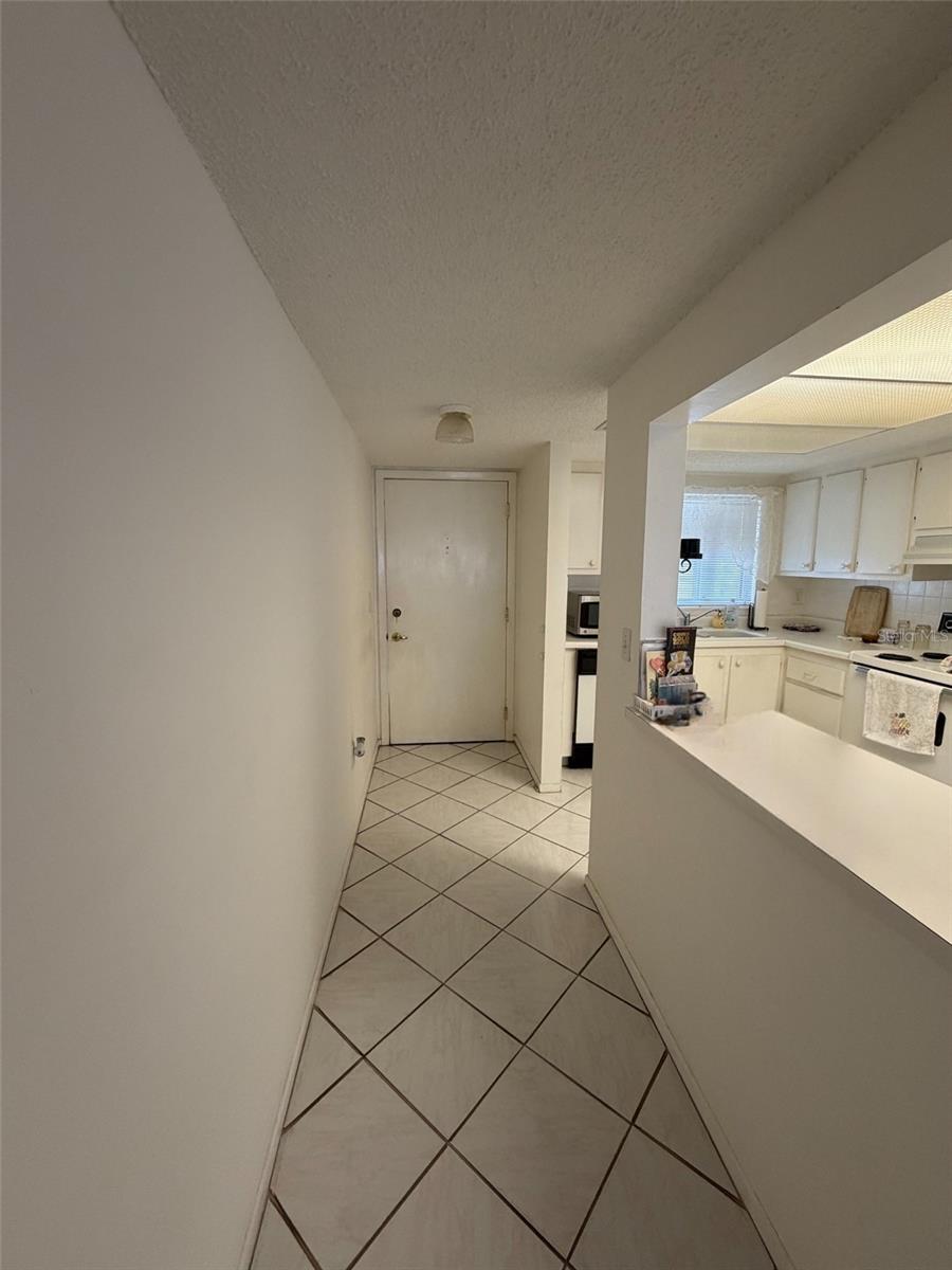 1524 LAKEVIEW RD #304 — photo 8