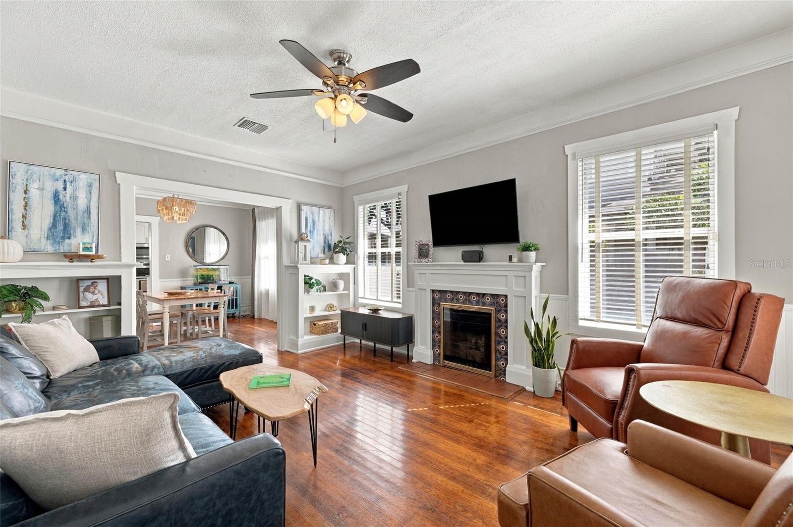 314 E HANNA AVE — photo 4