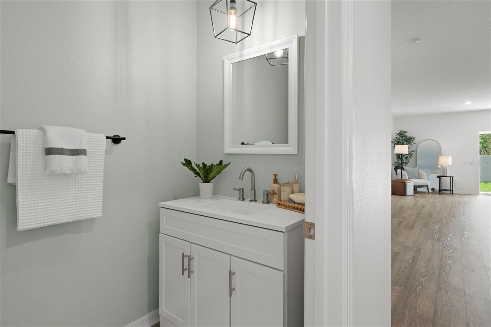6582 PORCH LIGHT DR — photo 24