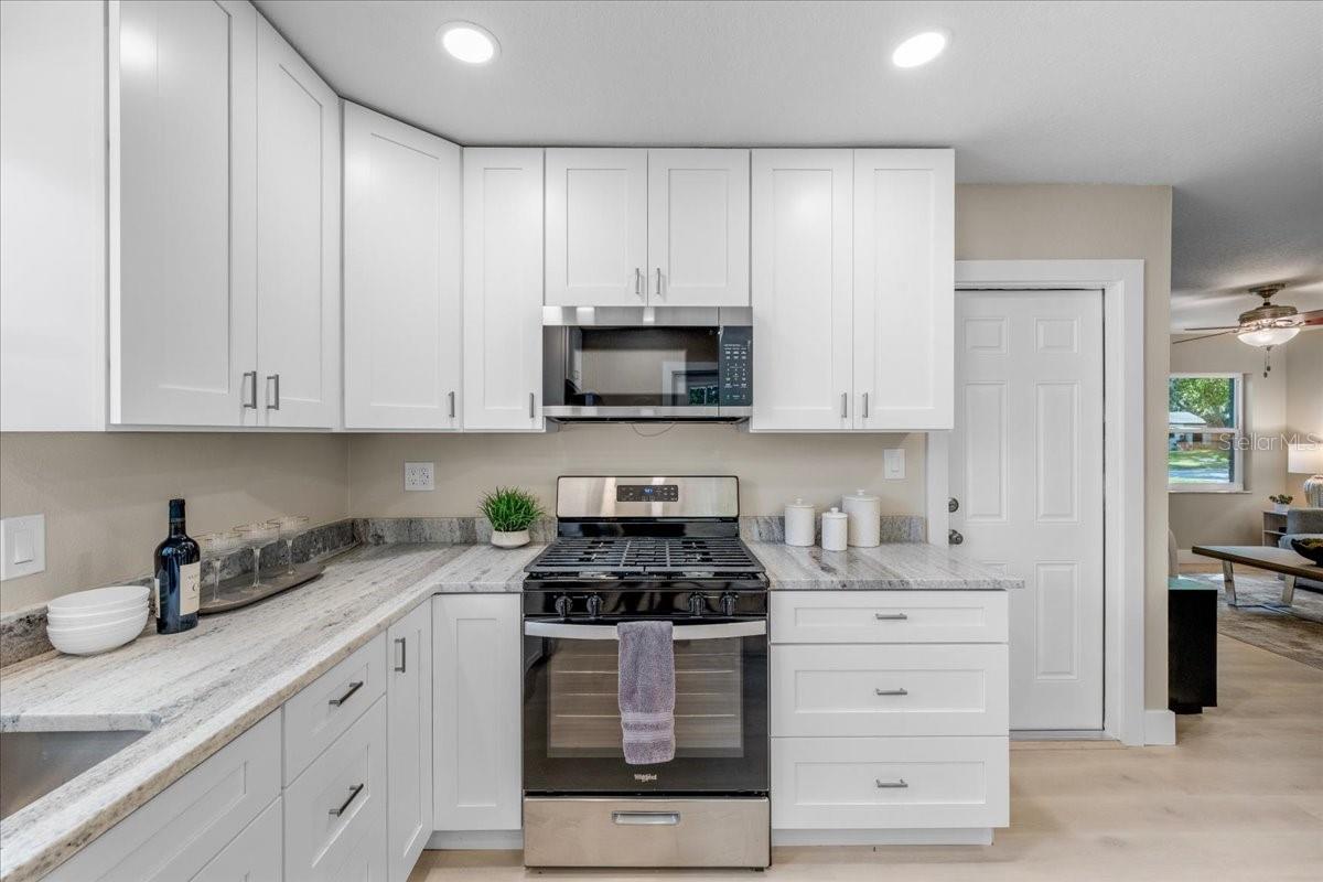 14756 MOCKINGBIRD LN E — photo 14