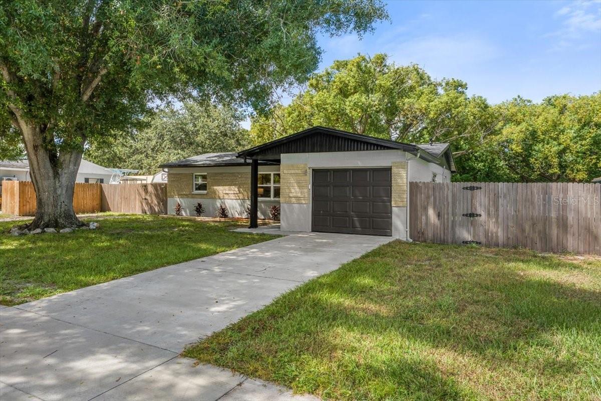 14756 MOCKINGBIRD LN E — photo 3
