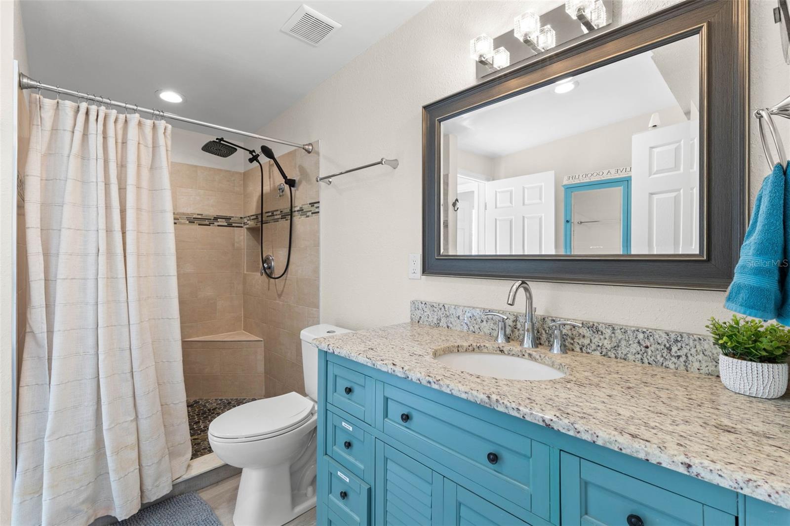 332 WESTWINDS DR — photo 34