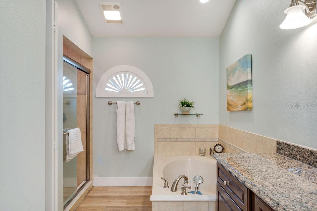 8004 NW 11TH AVE — photo 37
