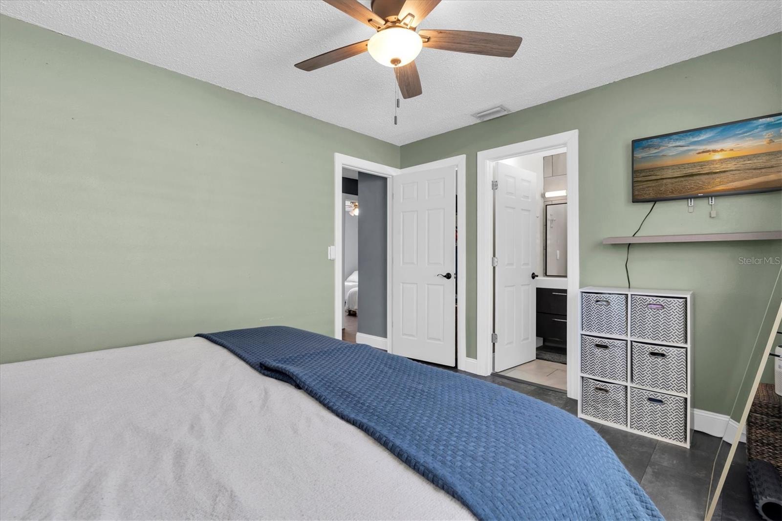 1951 TAYLOR LAKE CIR — photo 16