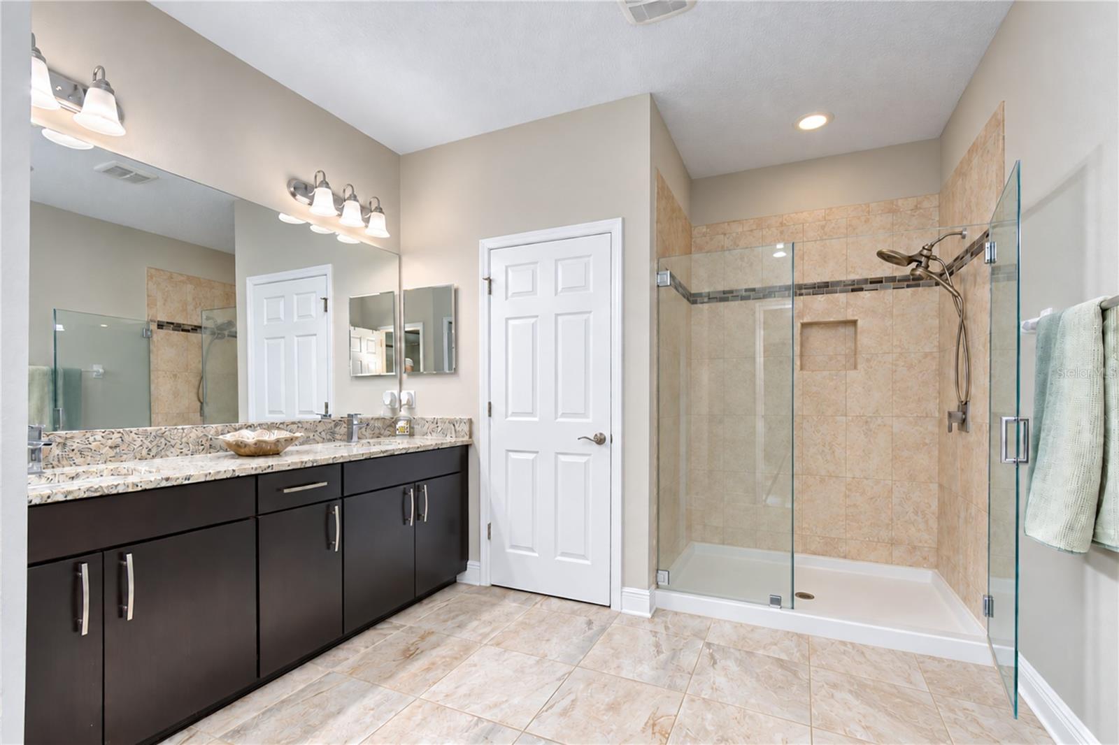 11650 CROWNED SPARROW LN — photo 31