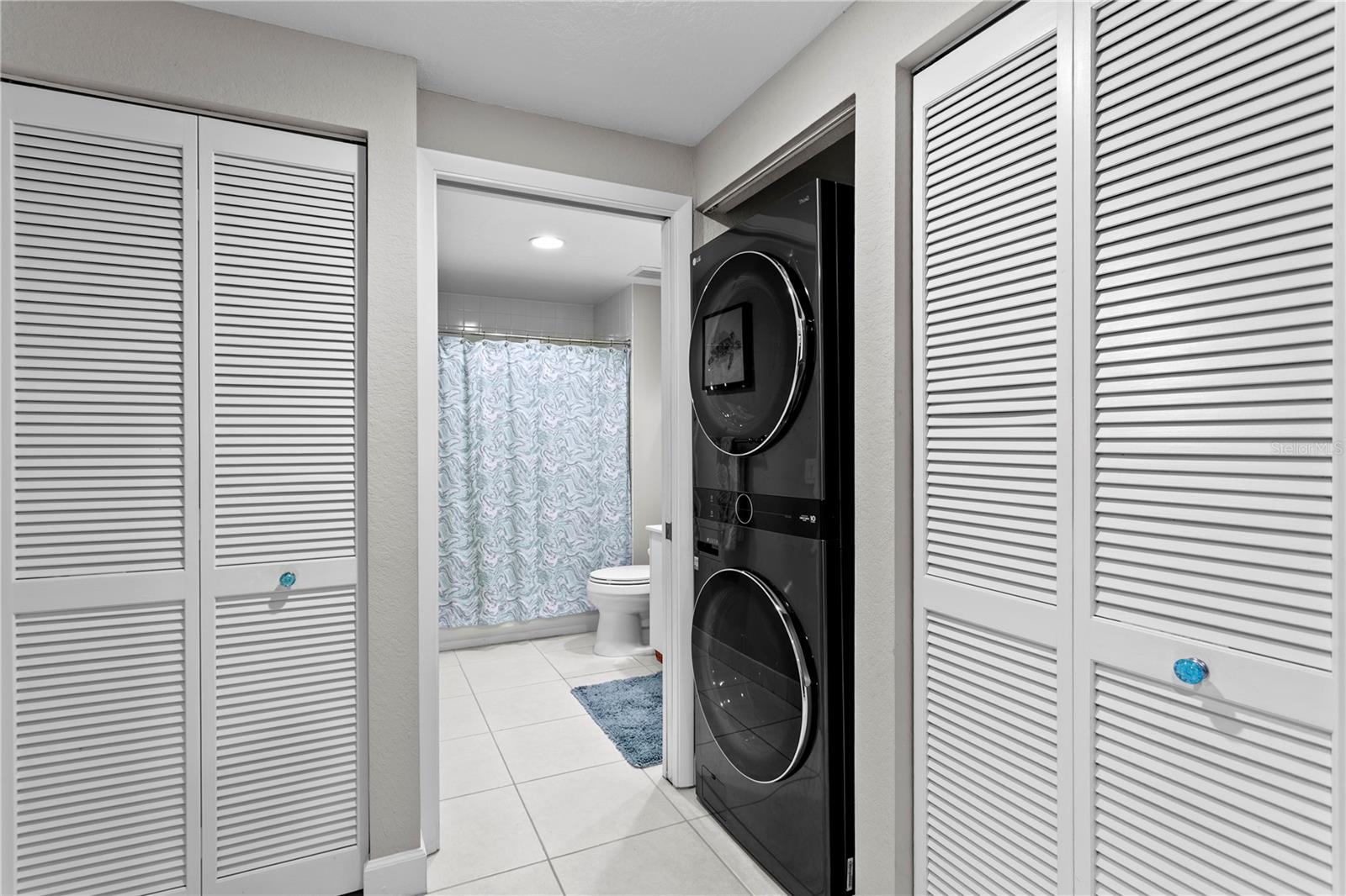 4750 DOLPHIN CAY LN S #107 — photo 35