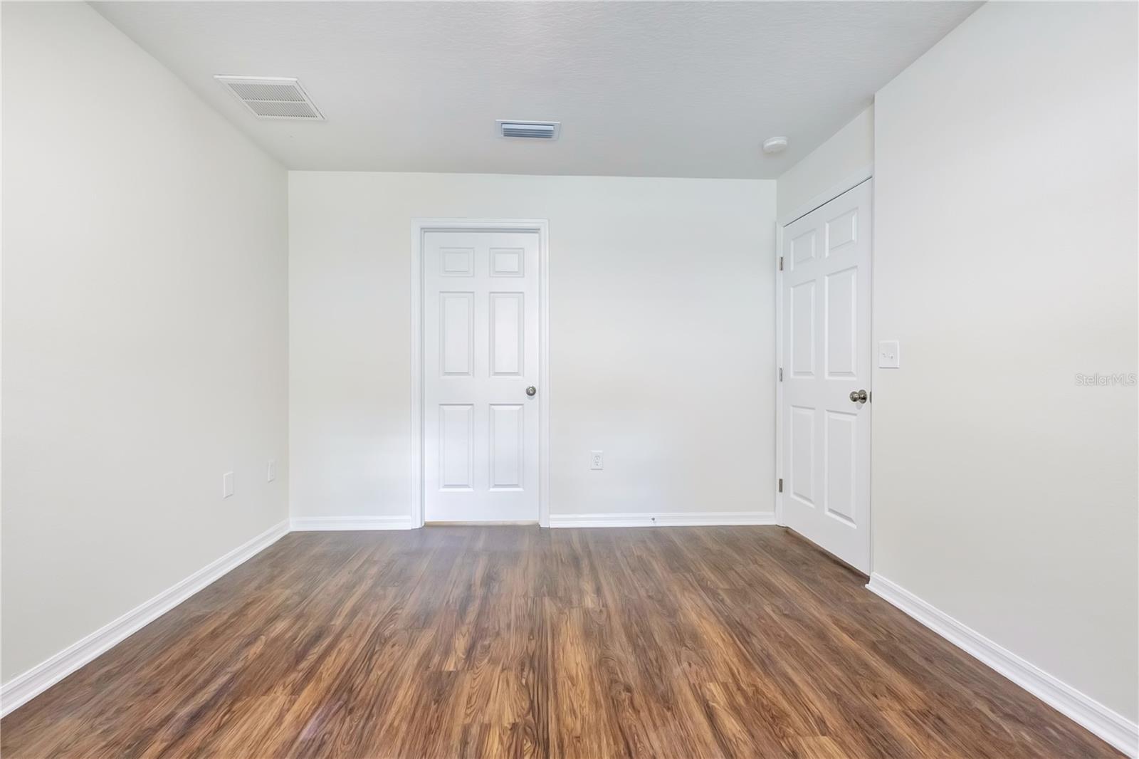10332 SUMMERVIEW CIR — photo 7