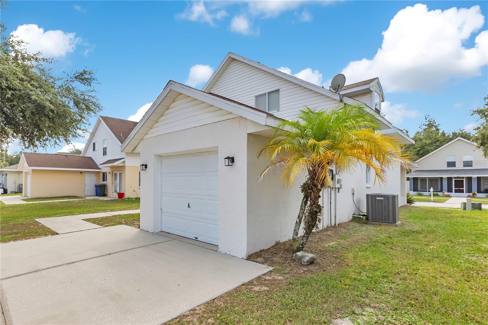 10332 SUMMERVIEW CIR — photo 25