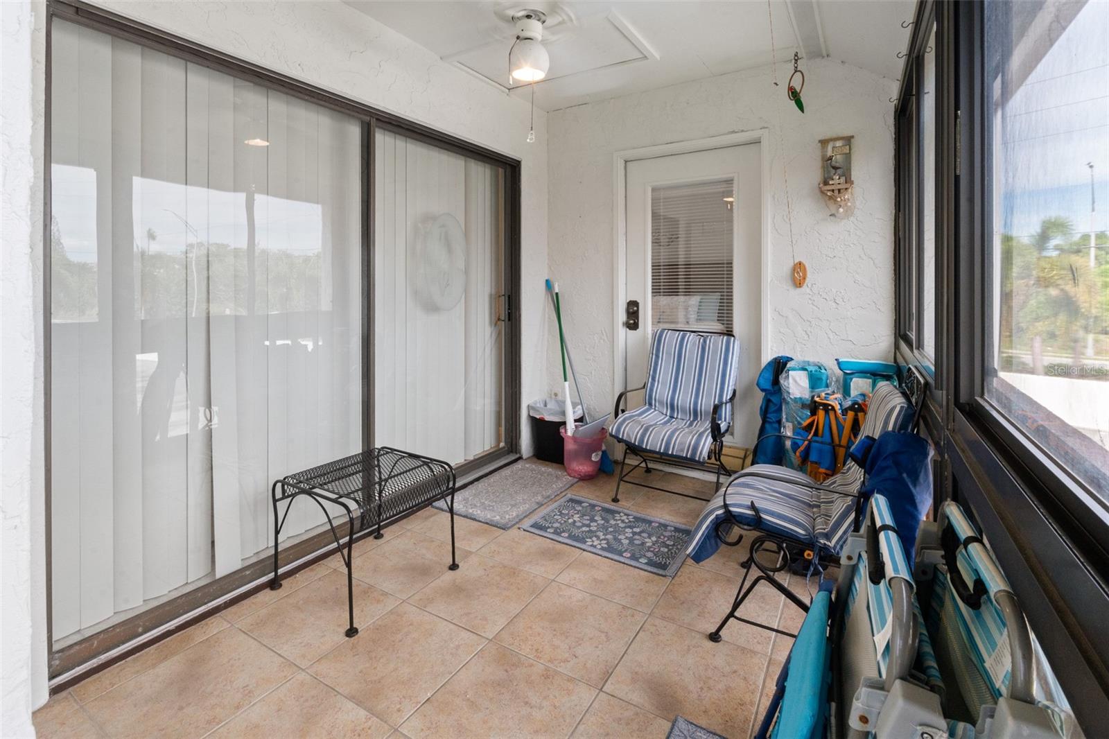 1636 STICKNEY POINT RD #201 — photo 27