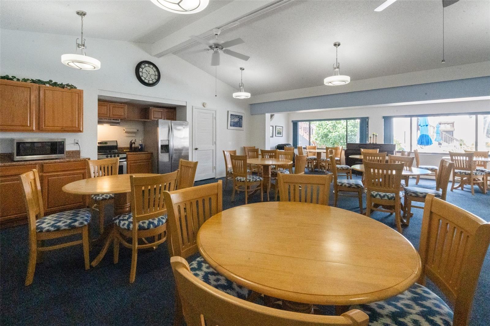 1636 STICKNEY POINT RD #201 — photo 33