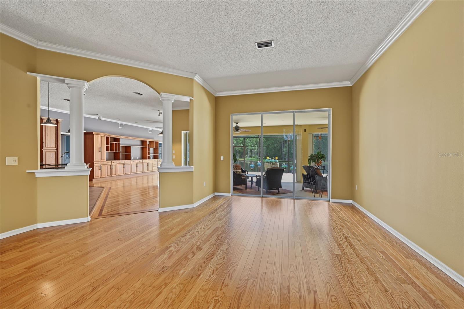 1300 TRIMARAN PL — photo 16
