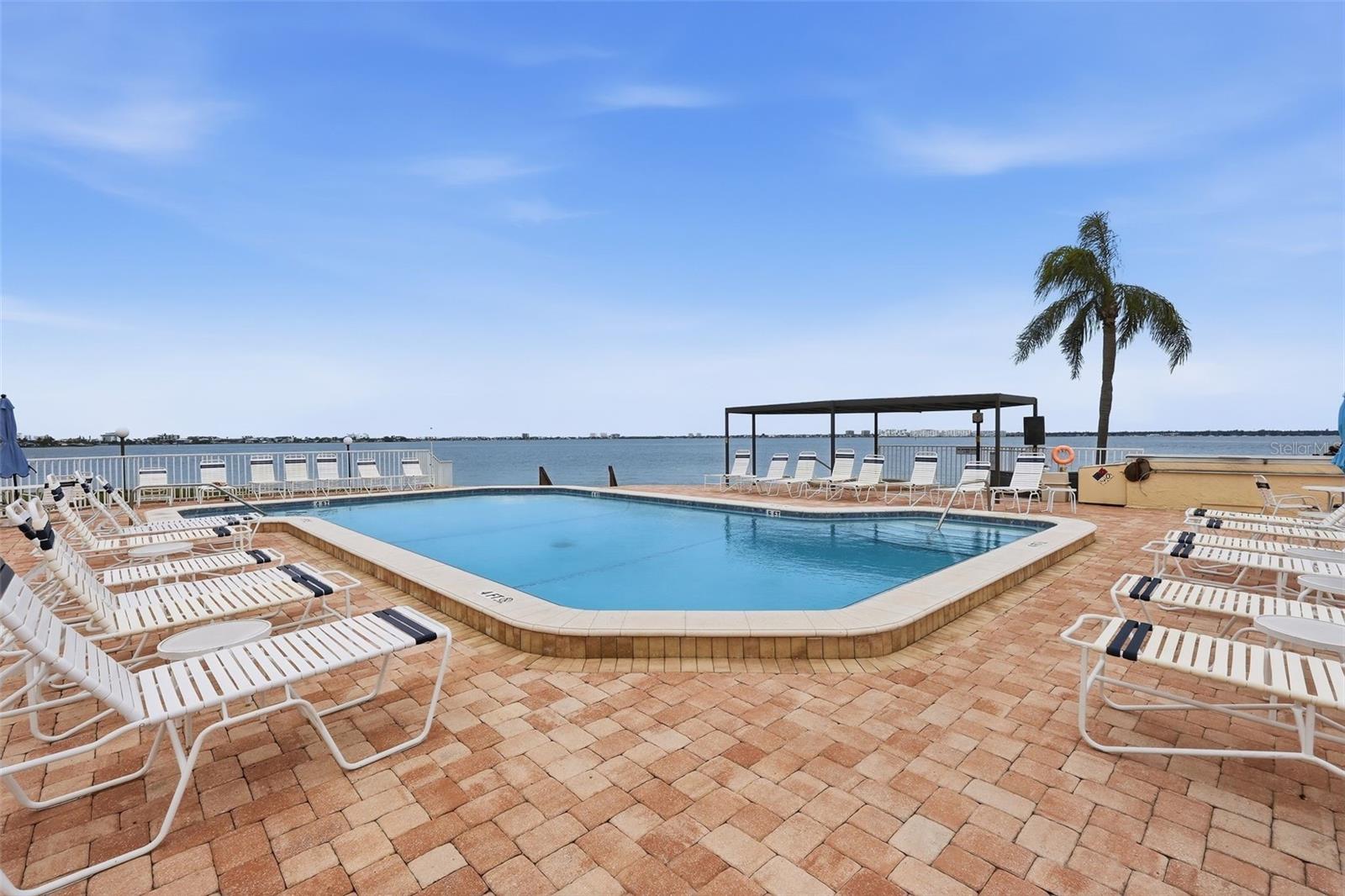 6140 SUN BLVD #7 — photo 30
