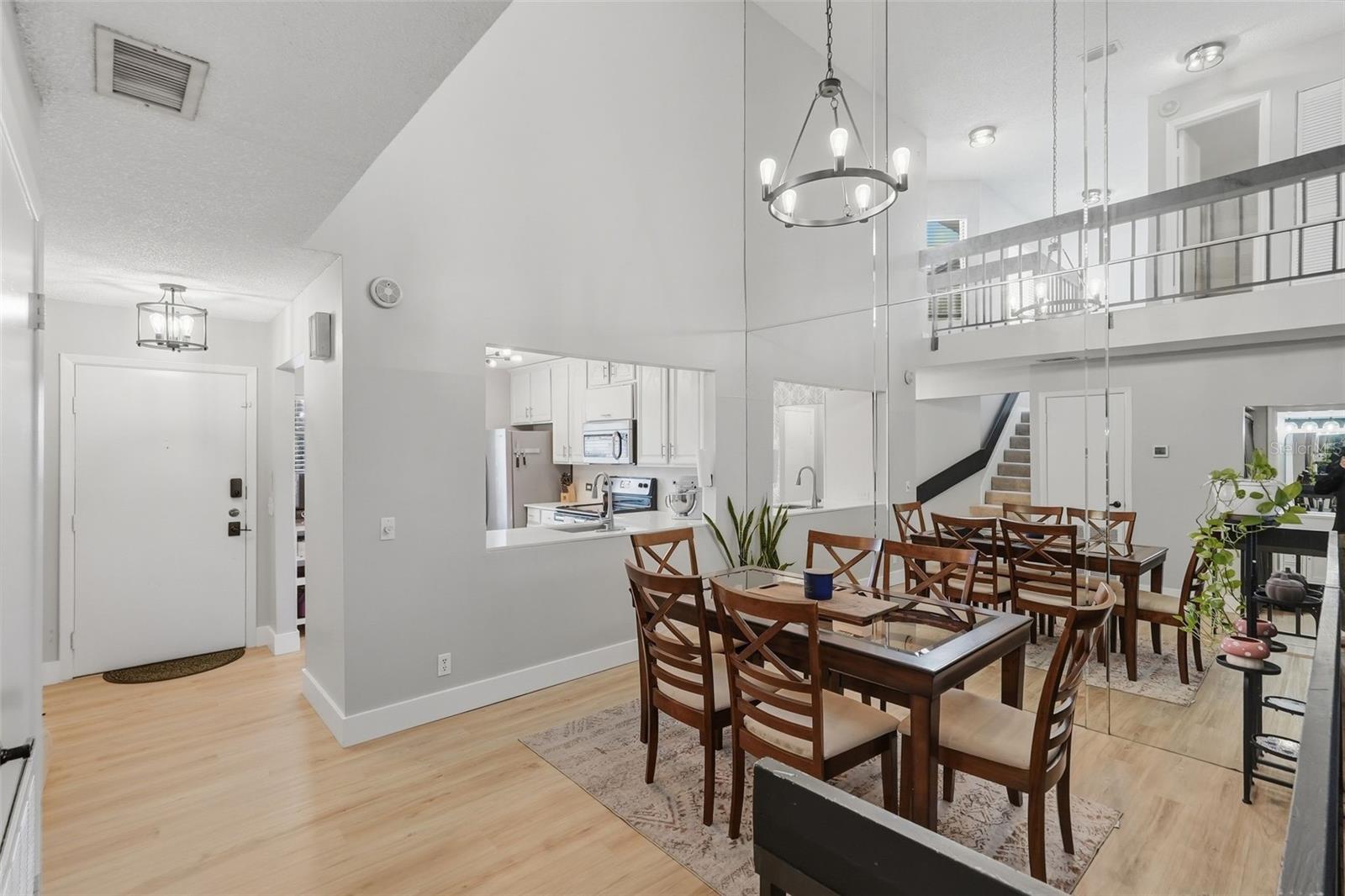 6140 SUN BLVD #7 — photo 8