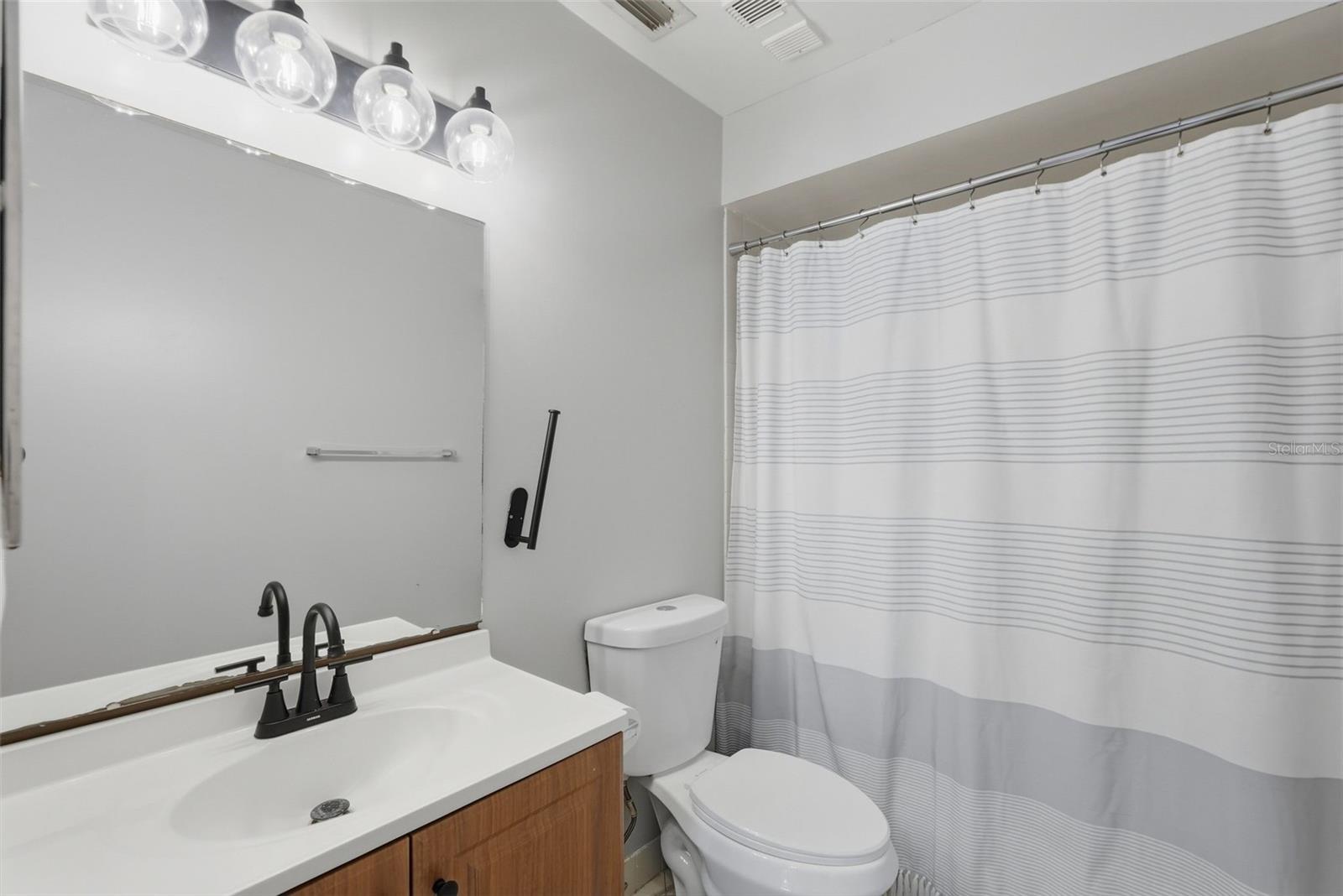 6140 SUN BLVD #7 — photo 19