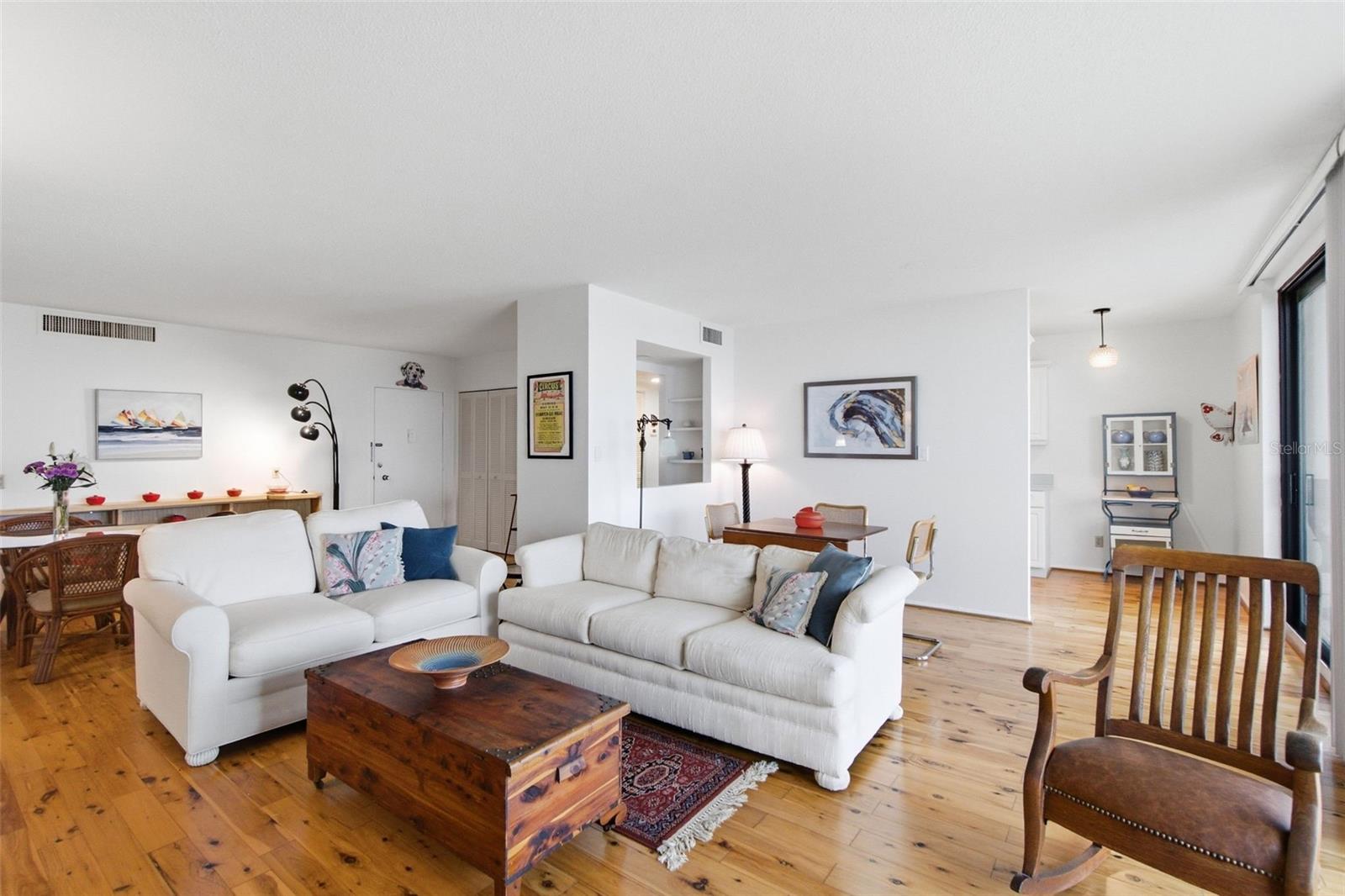 4822 OCEAN BLVD #8B — photo 9