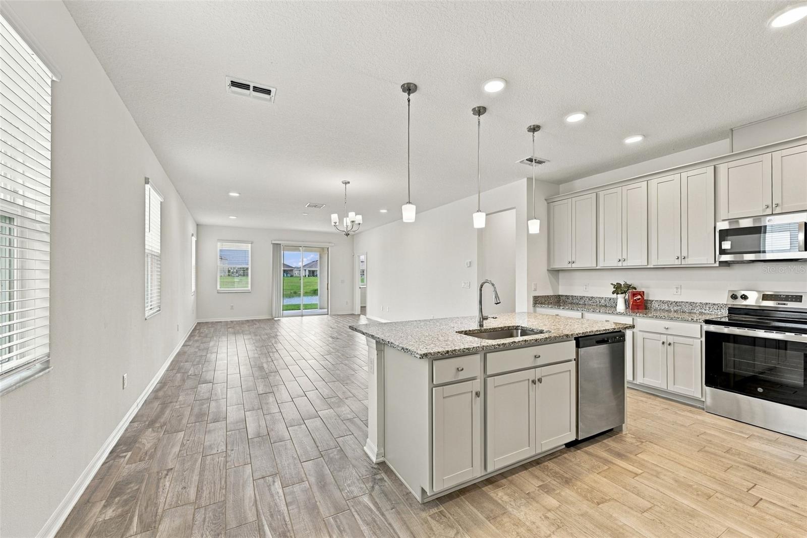 2952 MARINE GRASS DR — photo 5