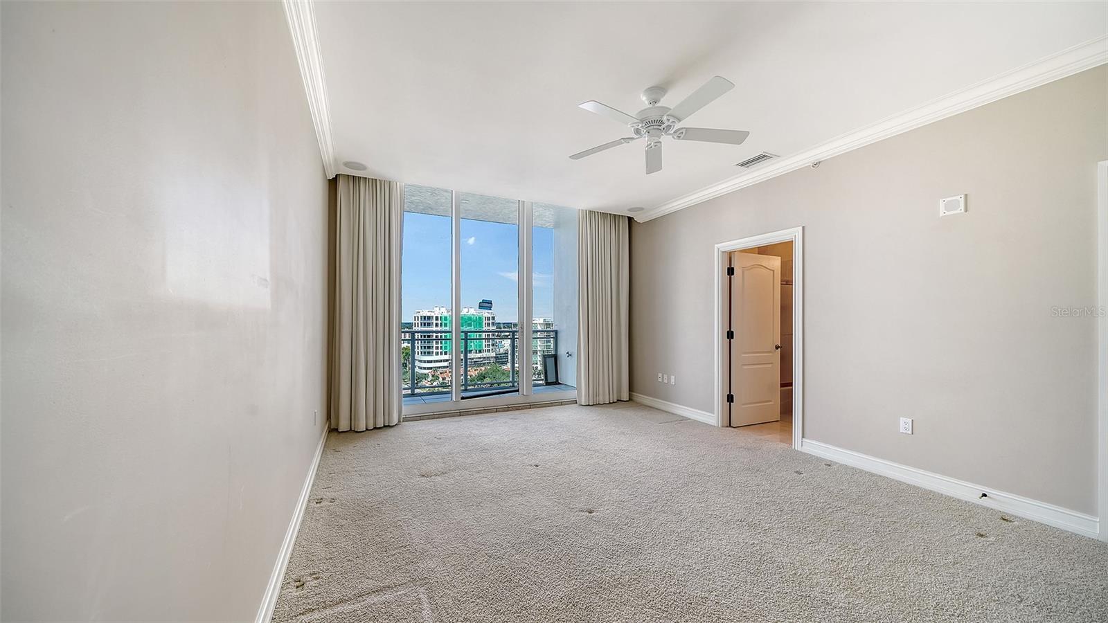 1233 N GULFSTREAM AVE #1404 — photo 36