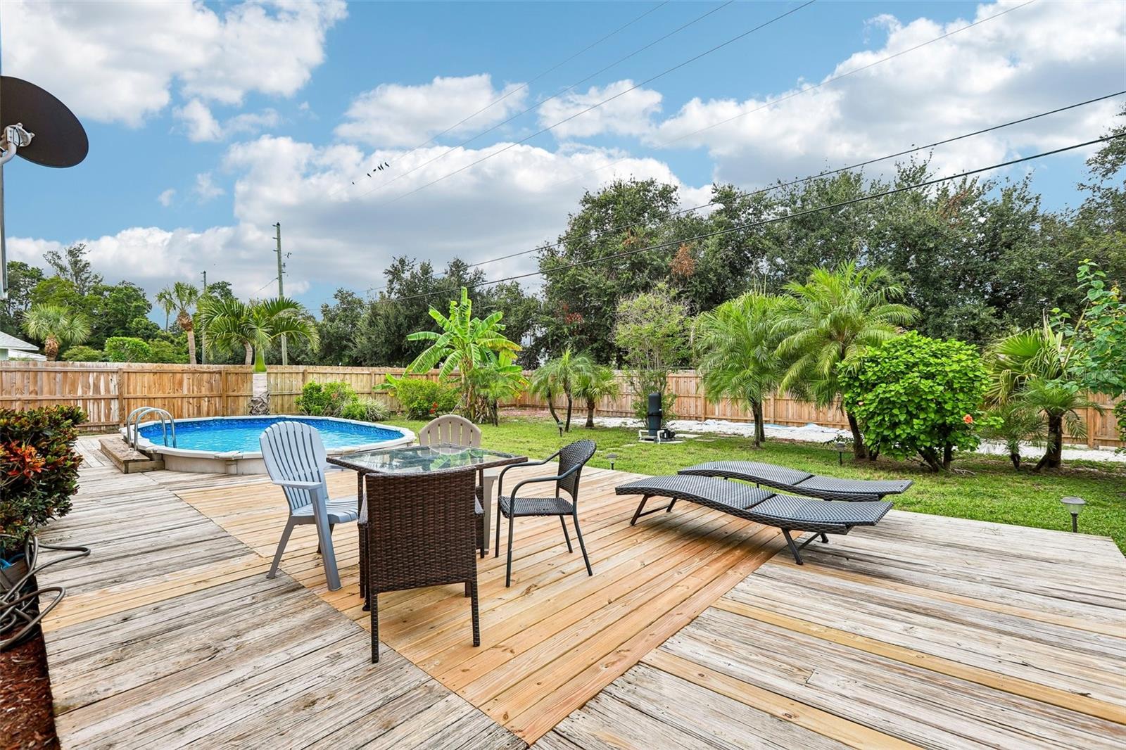 398 COLONY POINT RD S — photo 30