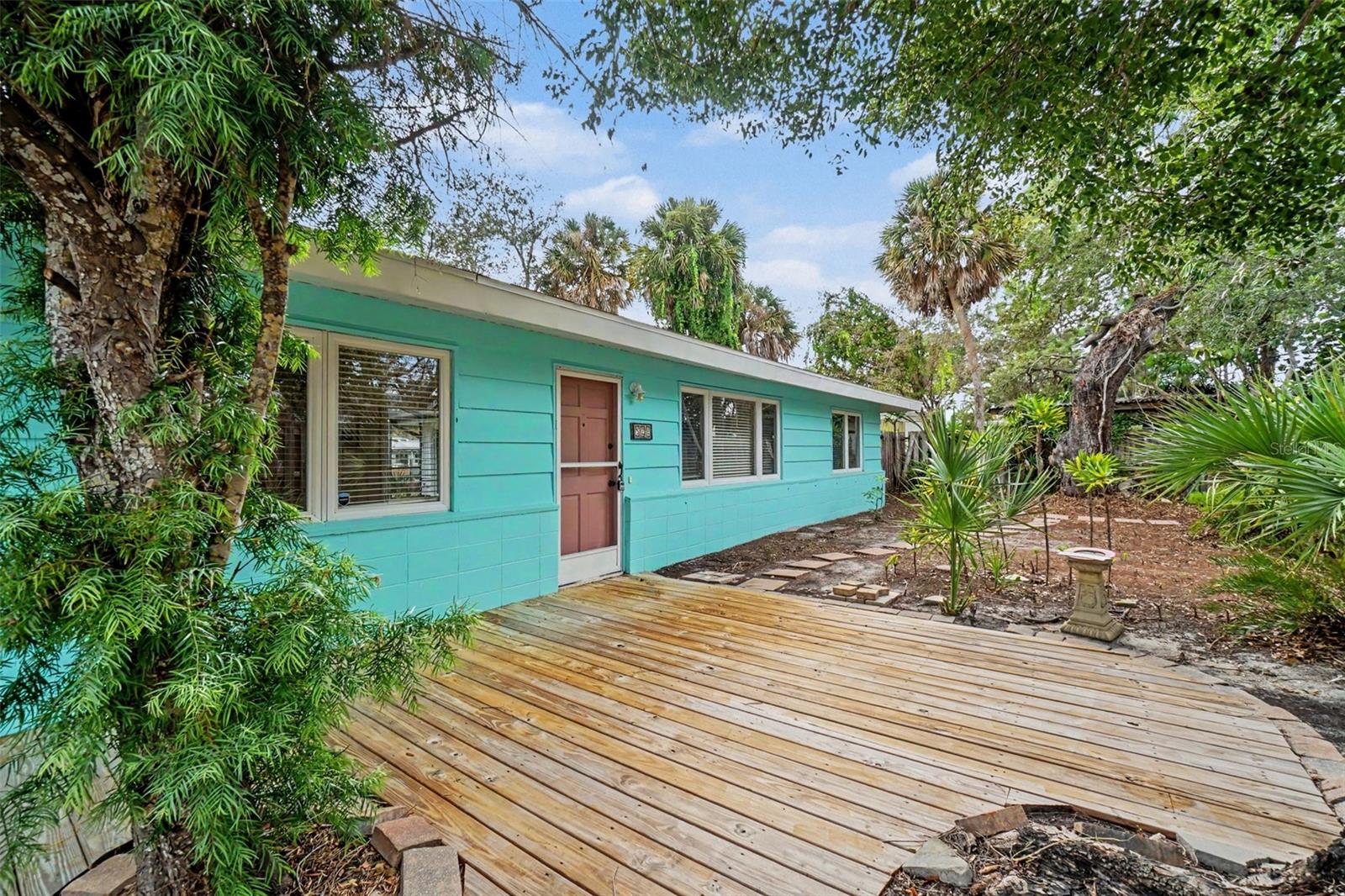 528 RALPH ST — photo 3