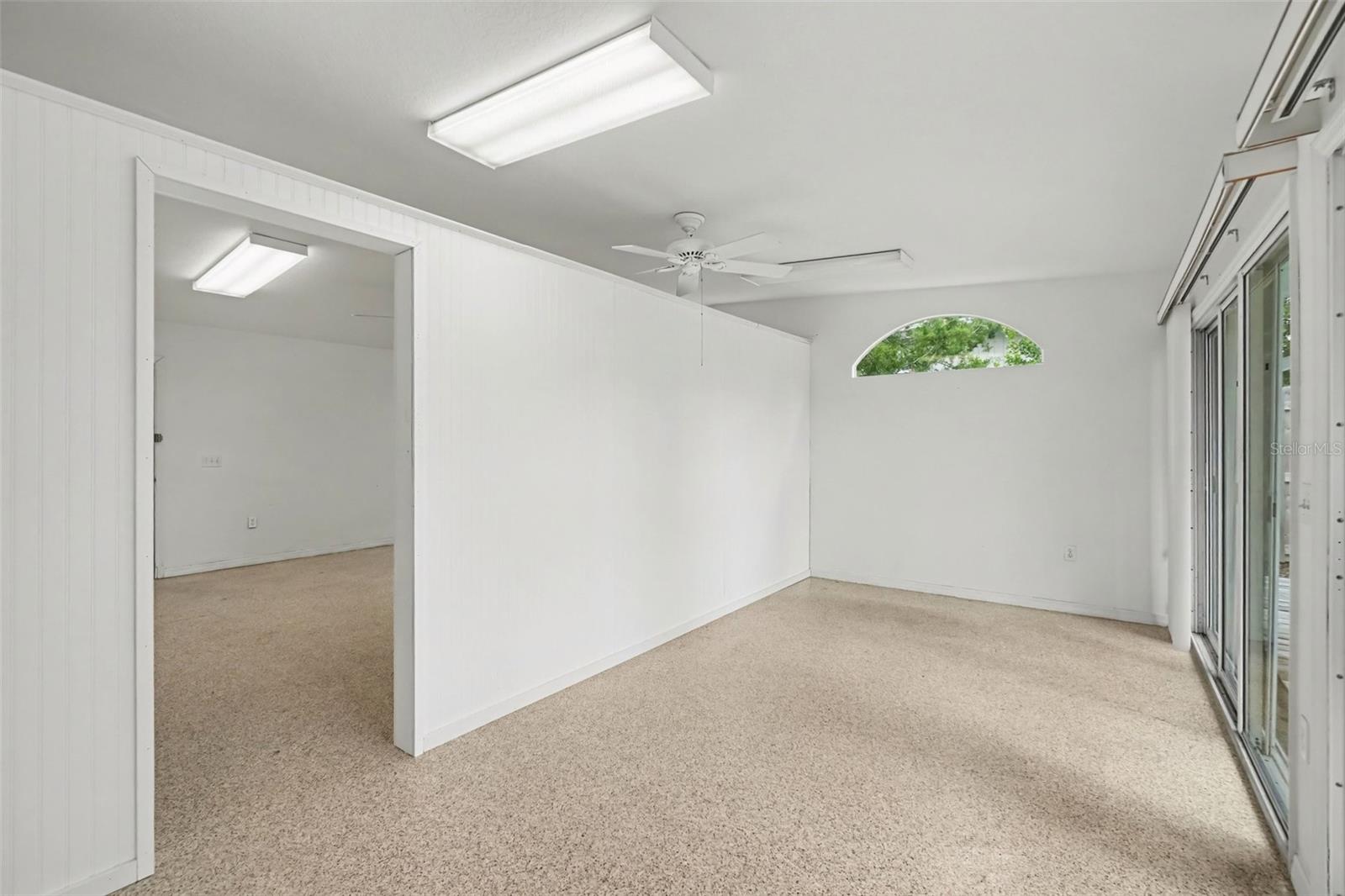 528 RALPH ST — photo 24