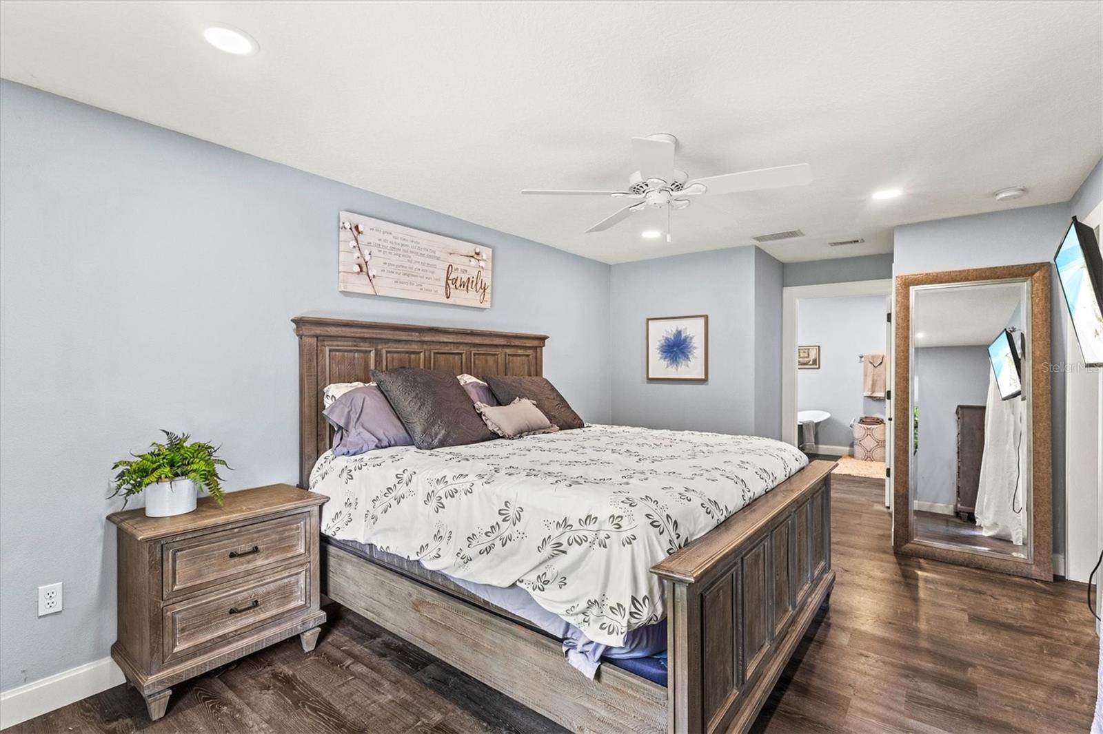 4645 BREEZY PINES BLVD — photo 29