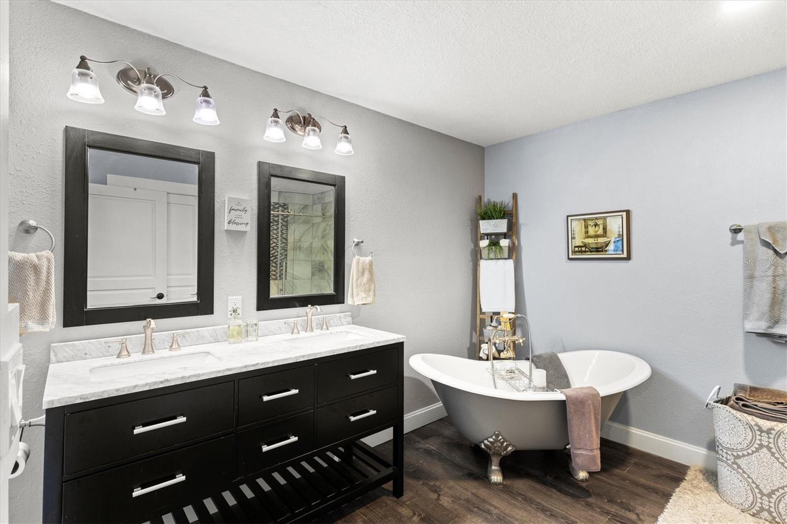 4645 BREEZY PINES BLVD — photo 30