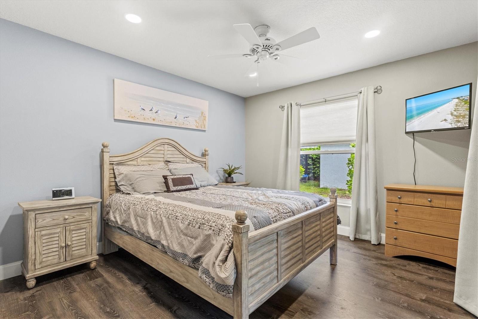 4645 BREEZY PINES BLVD — photo 40