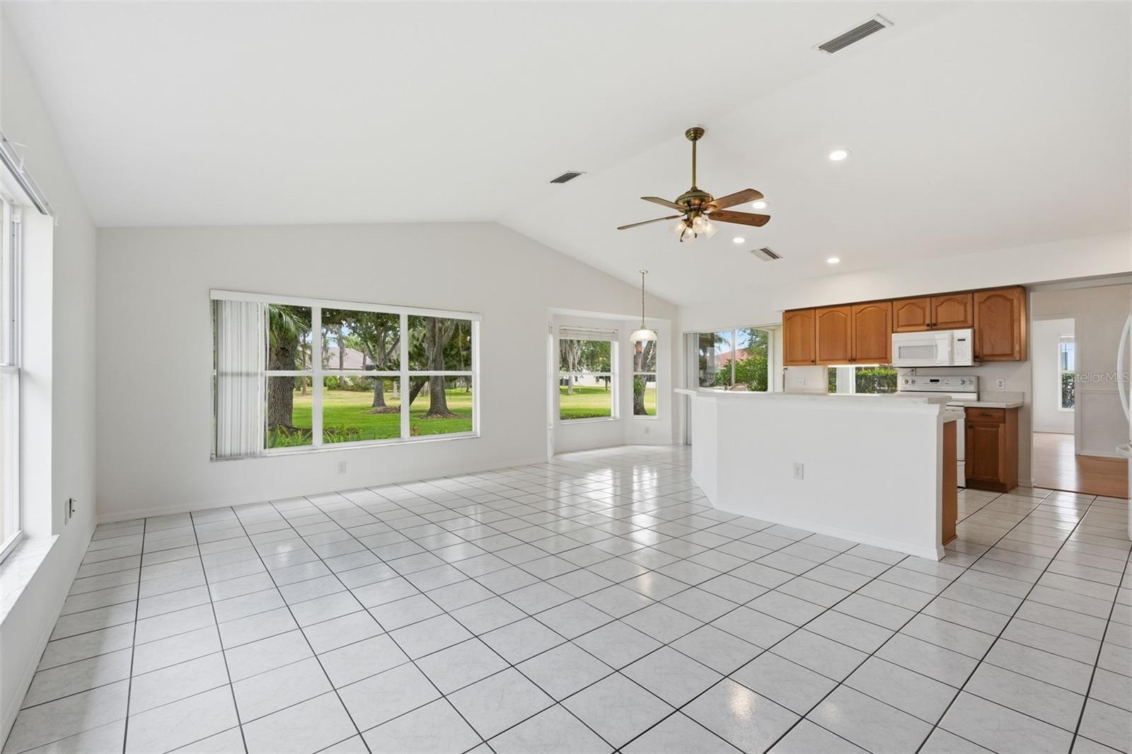 1444 CANBERLEY CT — photo 24