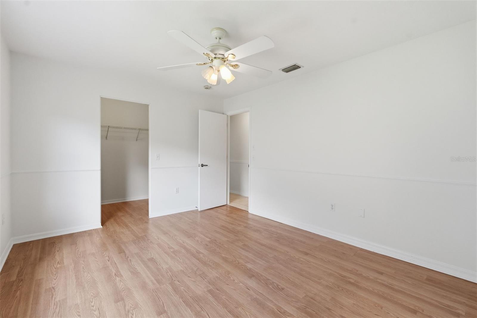 1444 CANBERLEY CT — photo 40