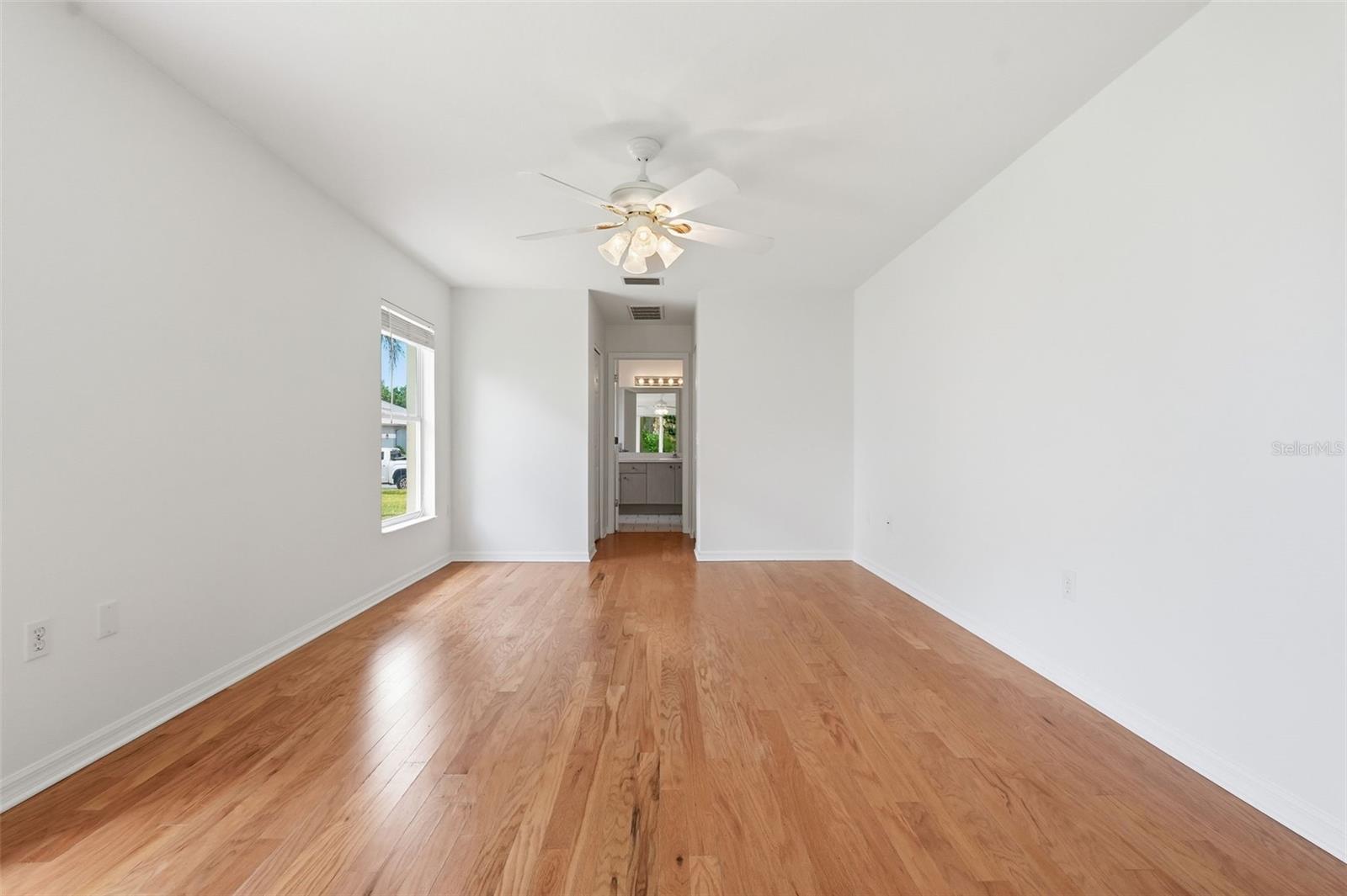 1444 CANBERLEY CT — photo 38