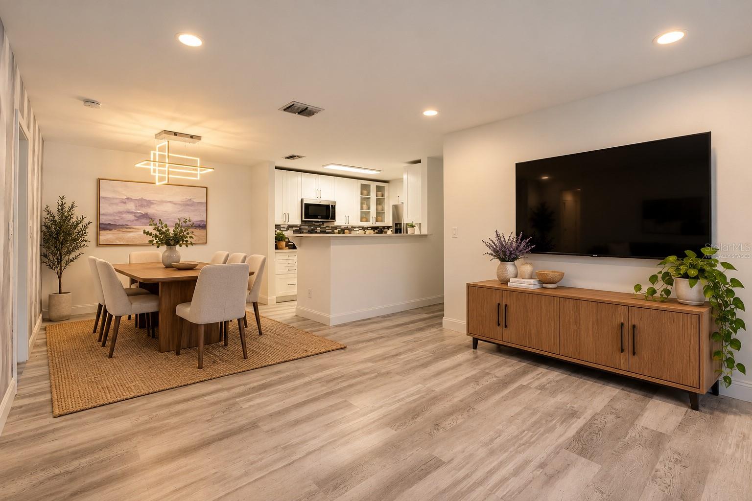 1400 GANDY BLVD N #1213 — photo 3