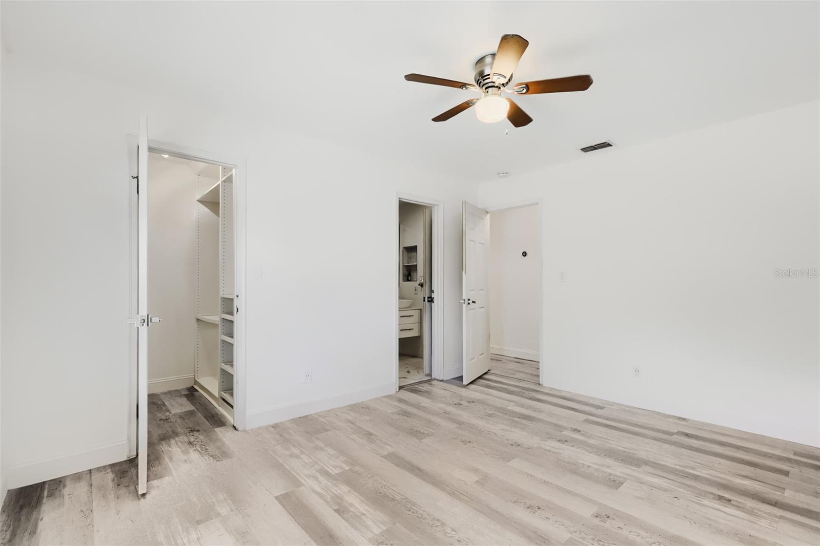 1400 GANDY BLVD N #1213 — photo 21