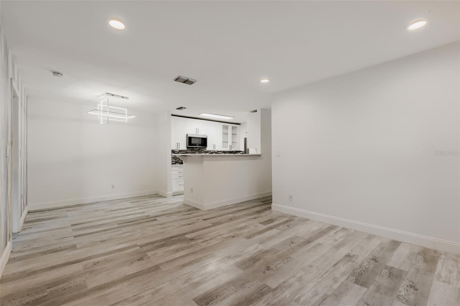 1400 GANDY BLVD N #1213 — photo 27