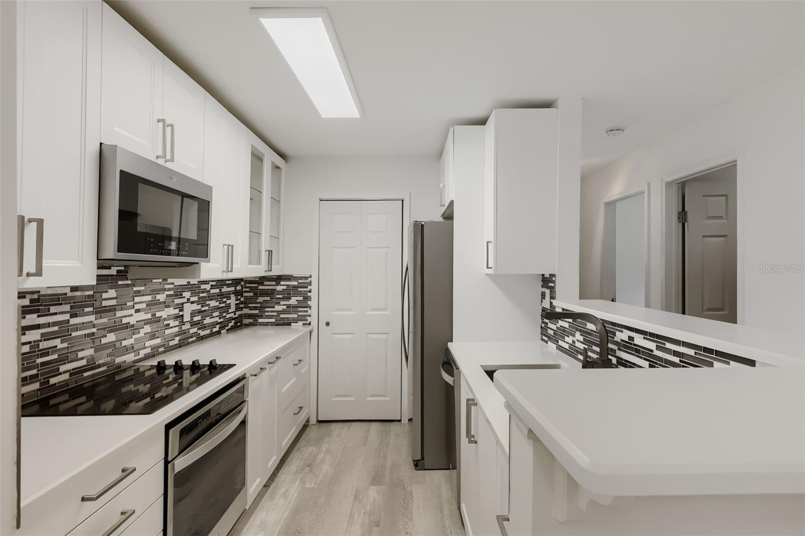 1400 GANDY BLVD N #1213 — photo 5