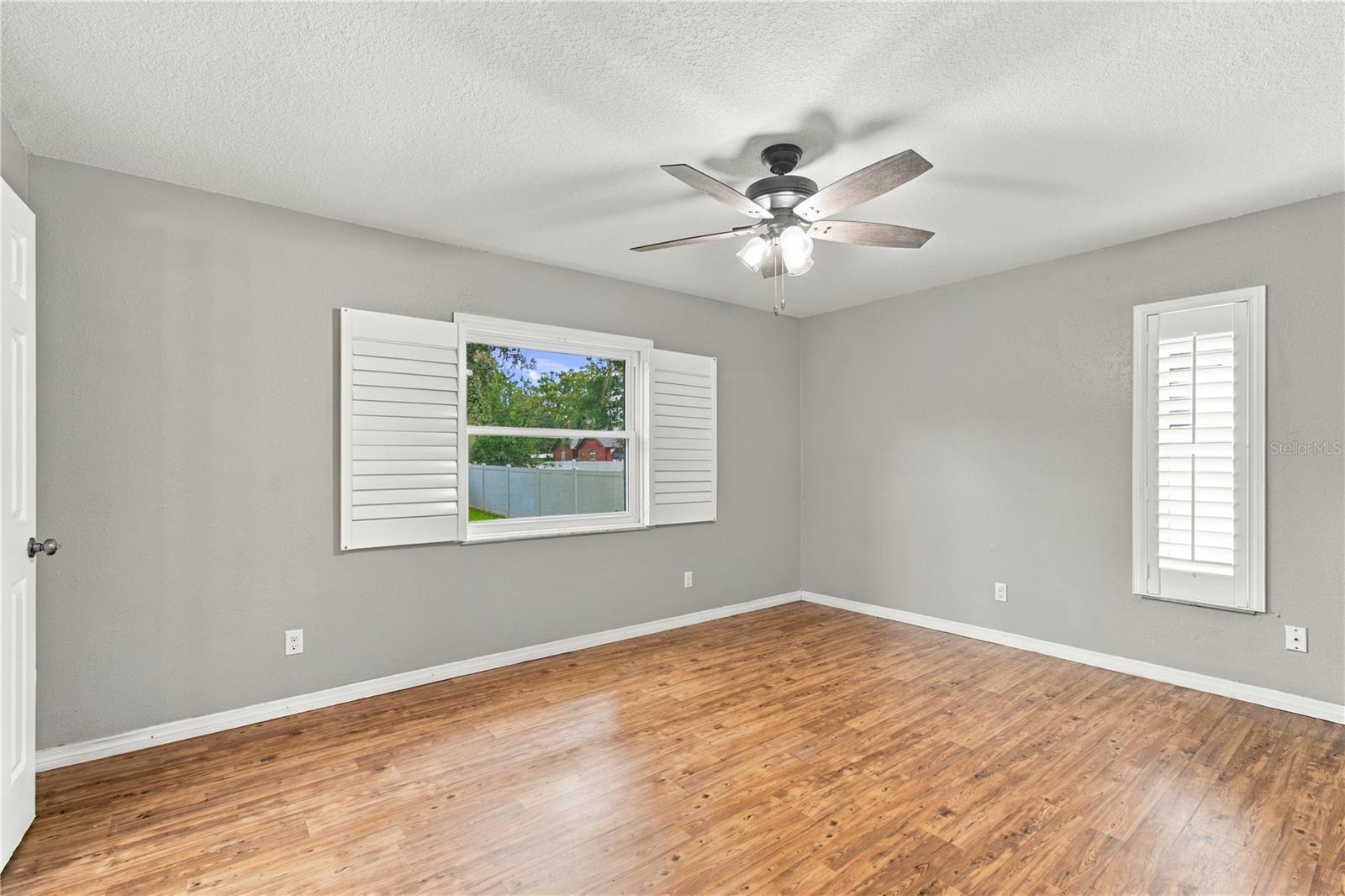 8410 ANGELA CT — photo 25