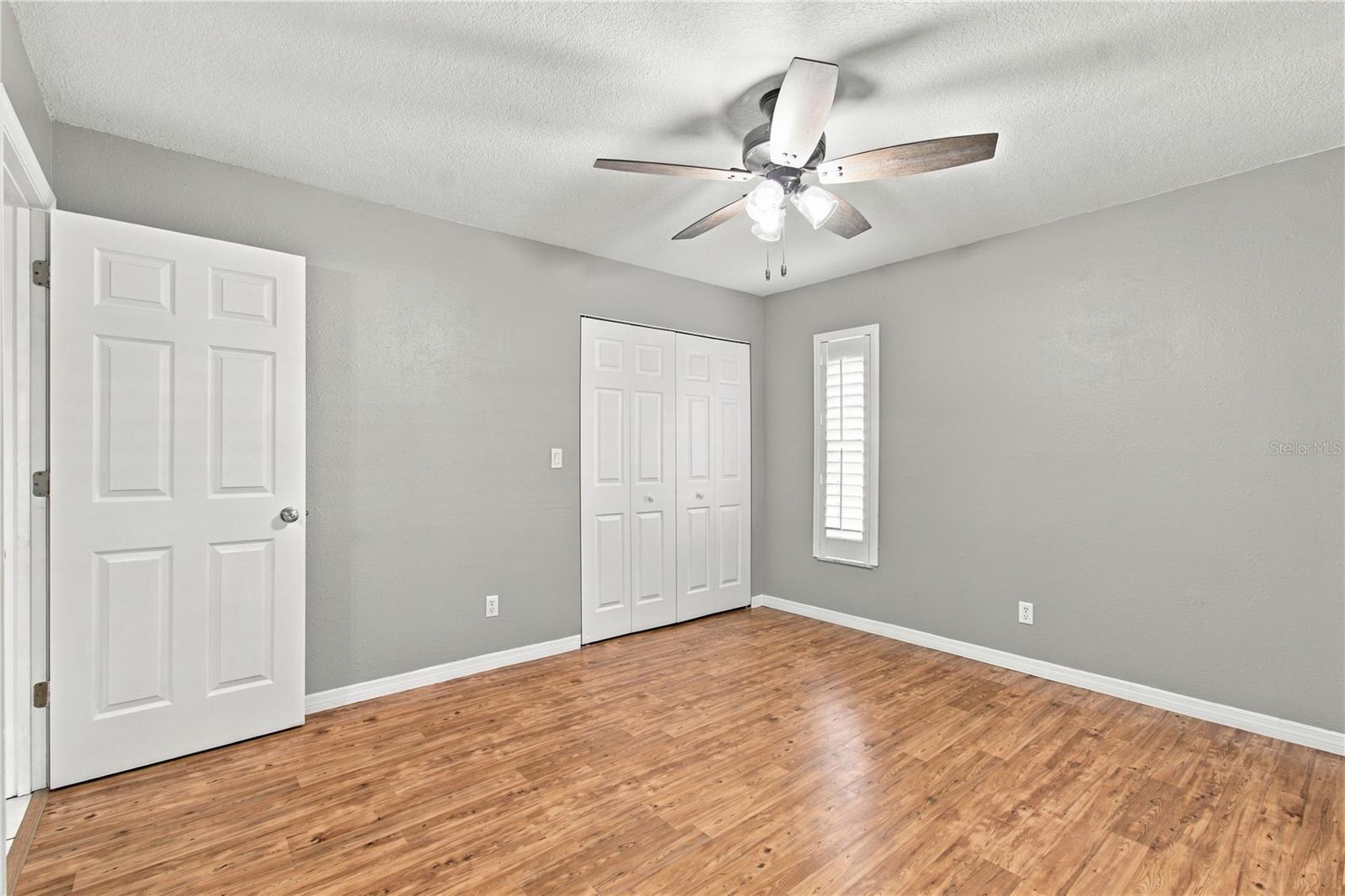 8410 ANGELA CT — photo 34