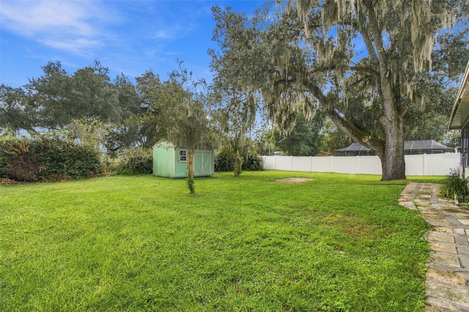 8410 ANGELA CT — photo 48