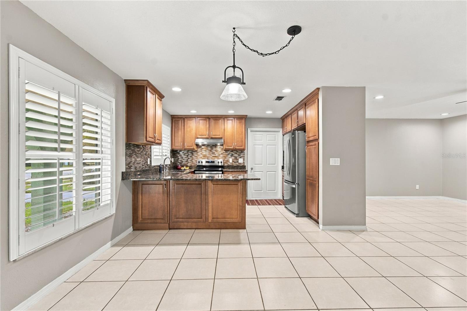 8410 ANGELA CT — photo 13