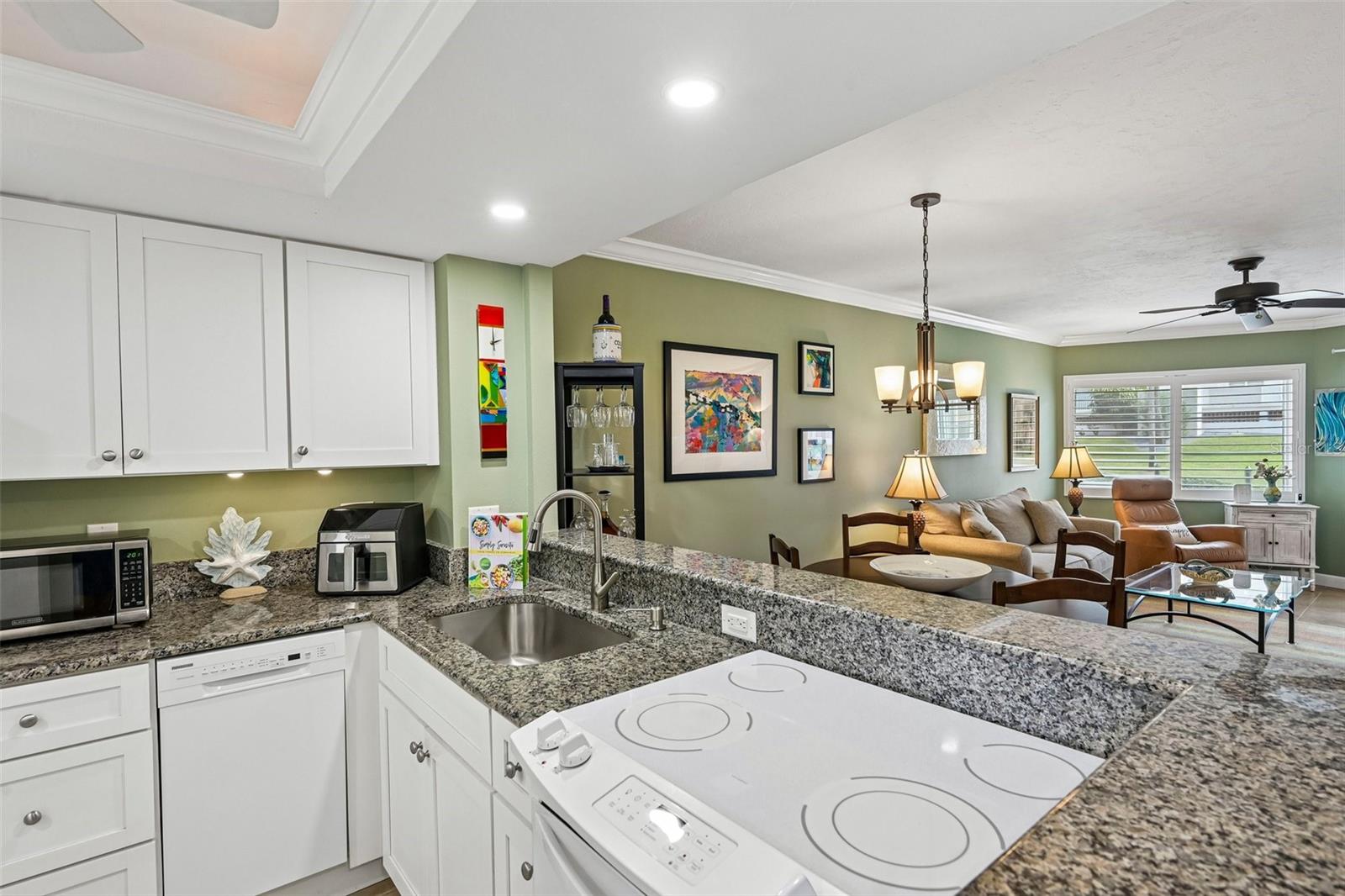 1300 N PORTOFINO DR #105 — photo 5