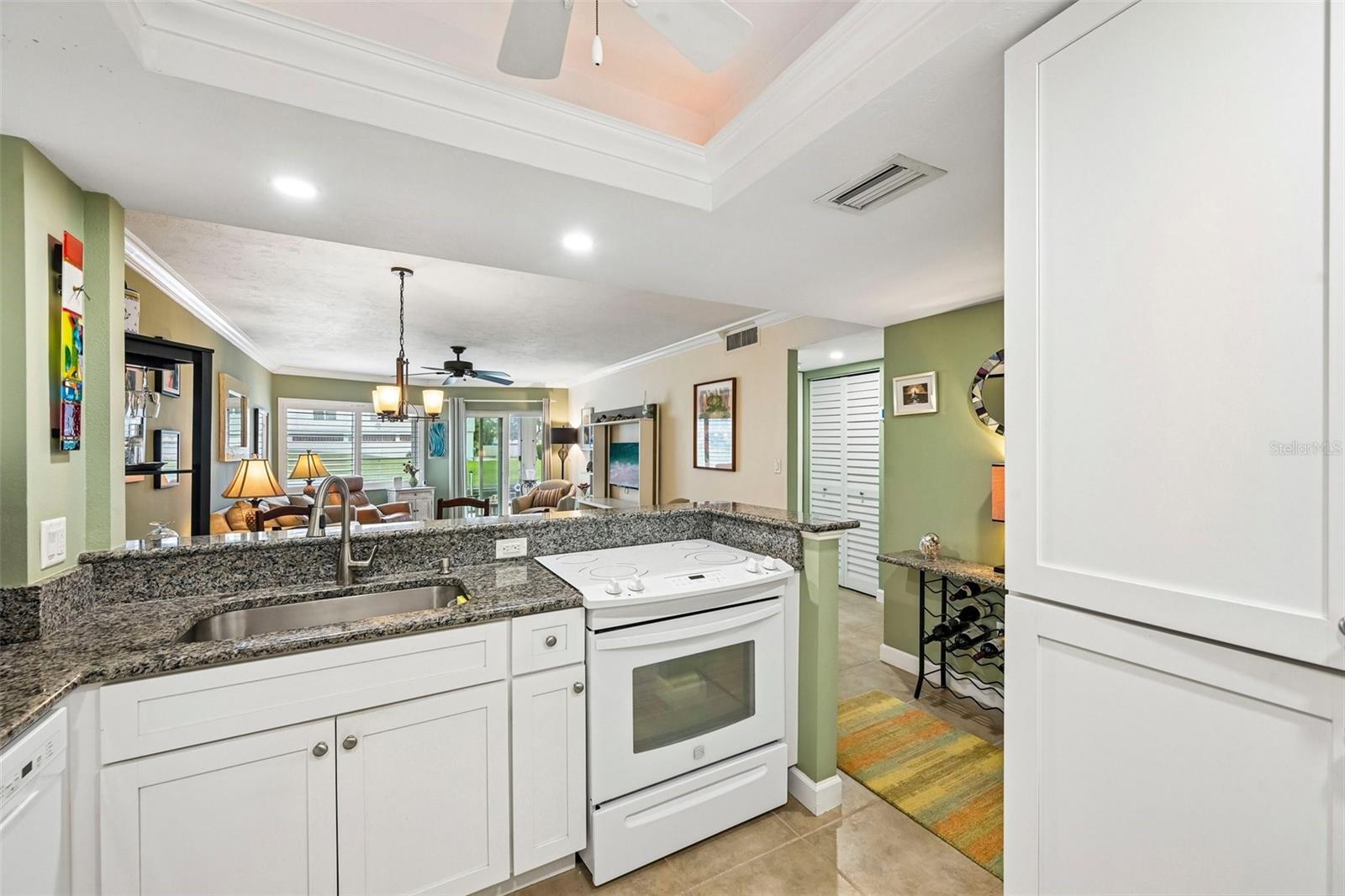 1300 N PORTOFINO DR #105 — photo 7