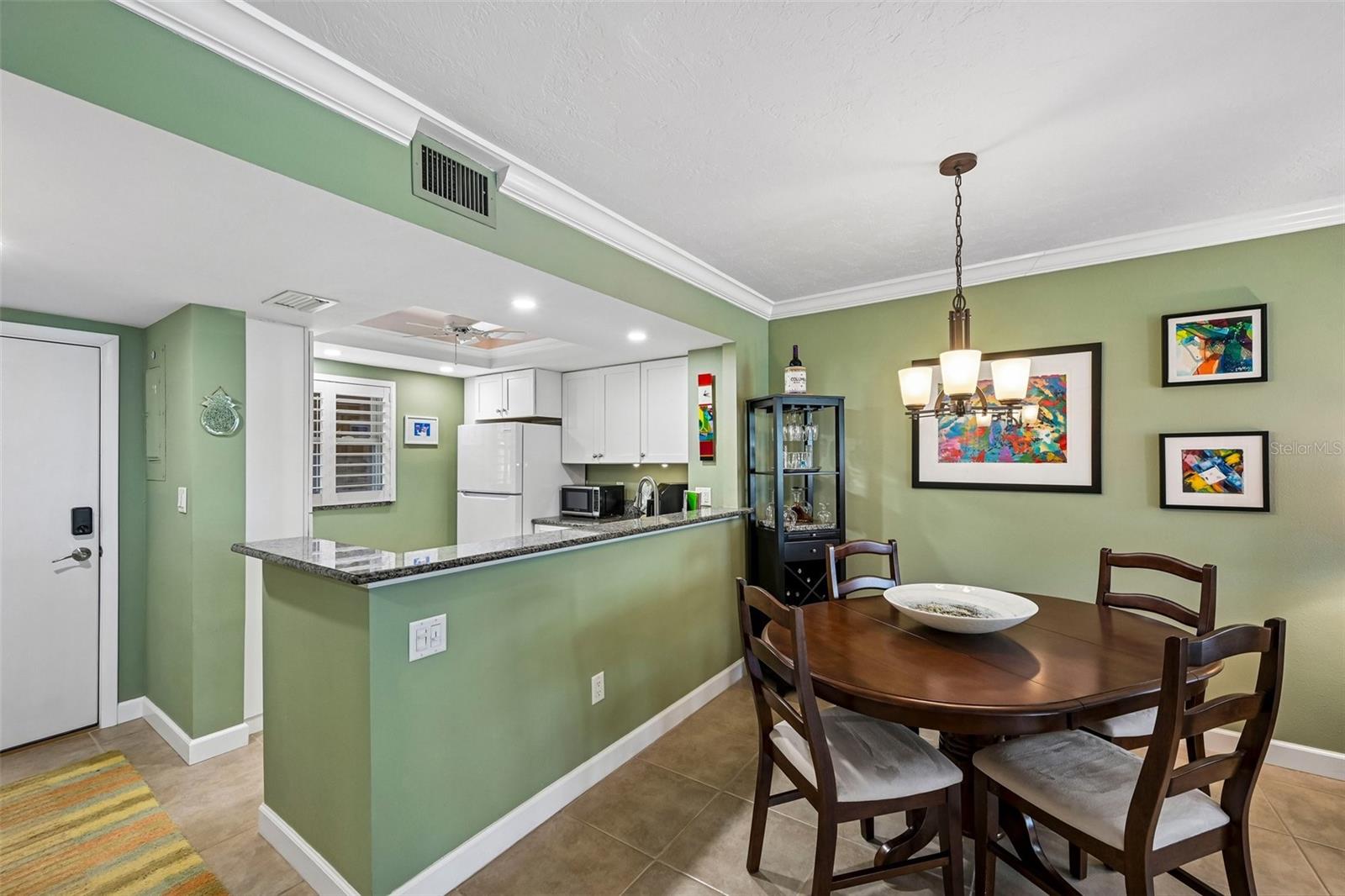 1300 N PORTOFINO DR #105 — photo 9