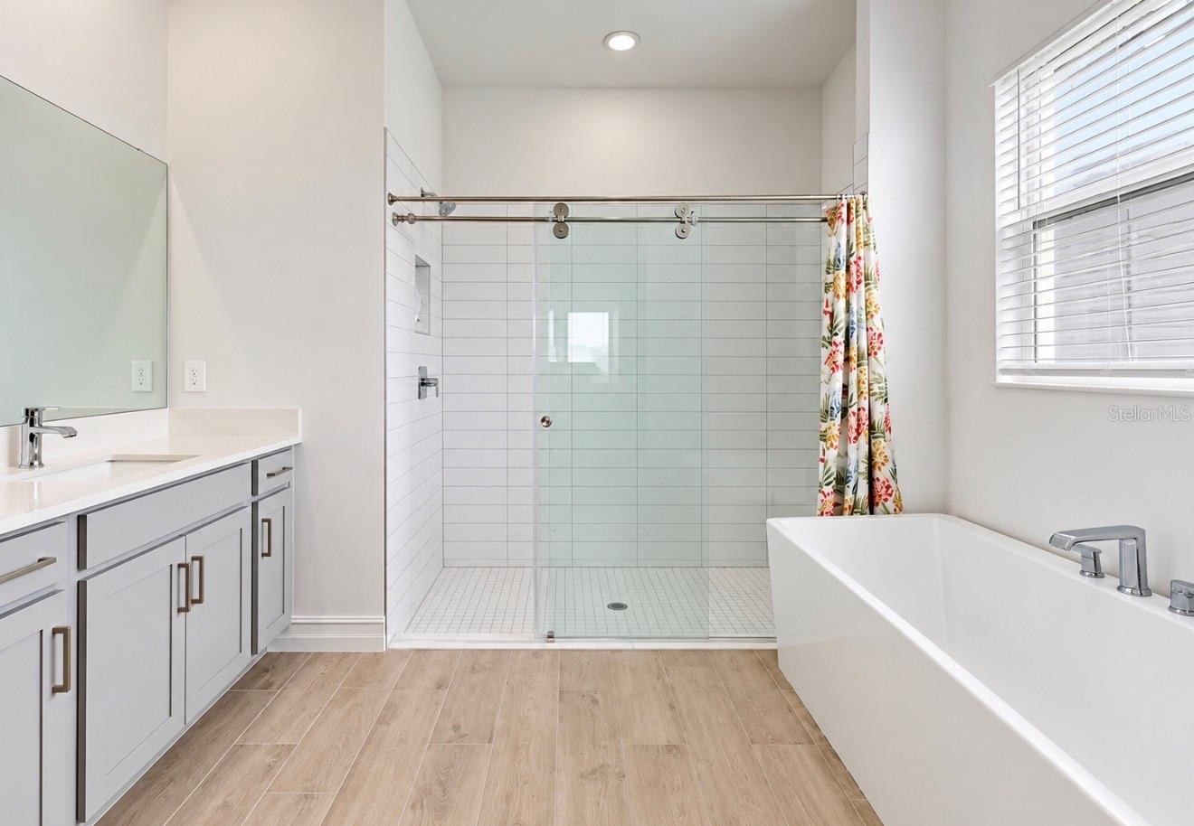 12564 COLONNADE VISTA DR — photo 26