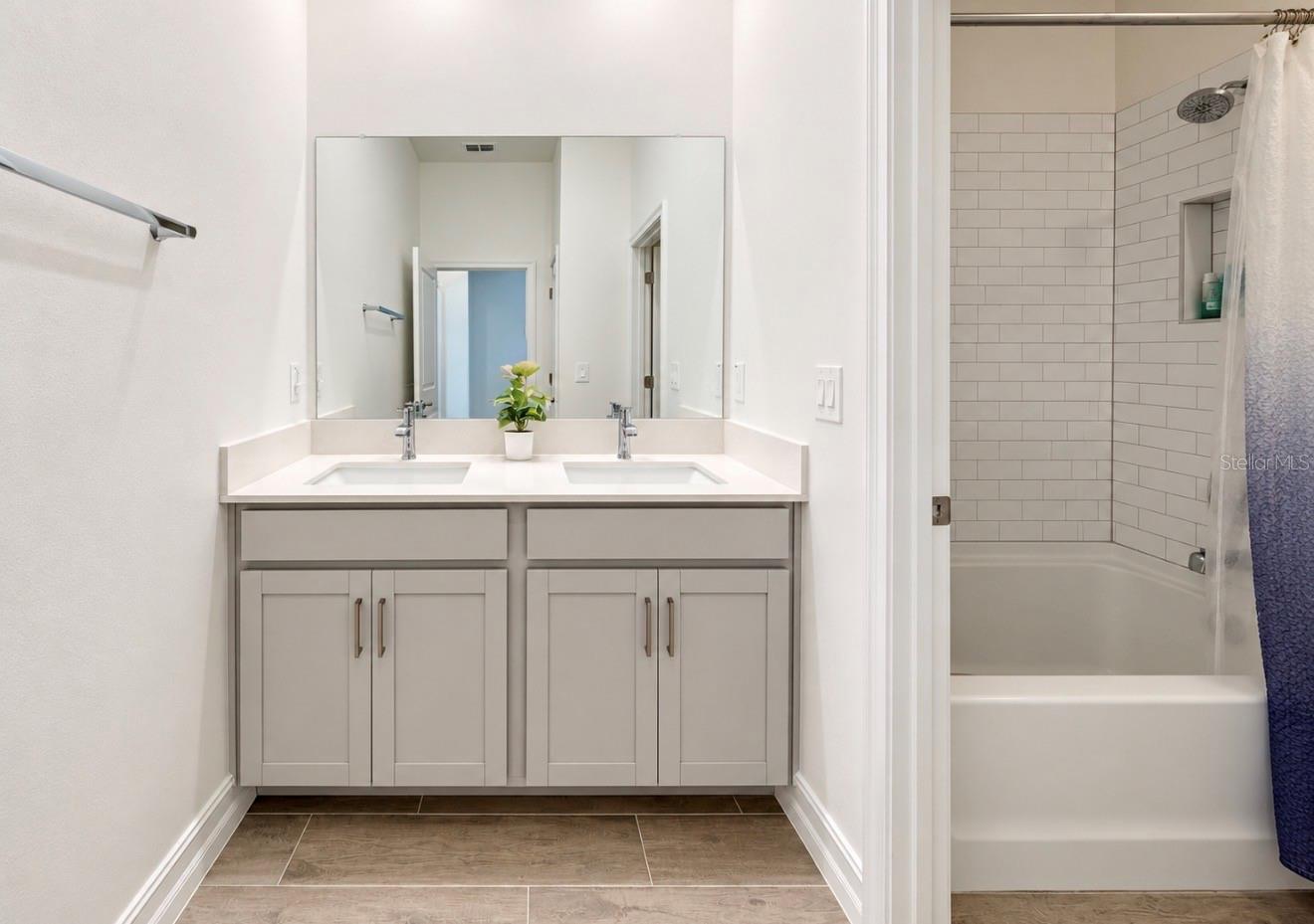 12564 COLONNADE VISTA DR — photo 33