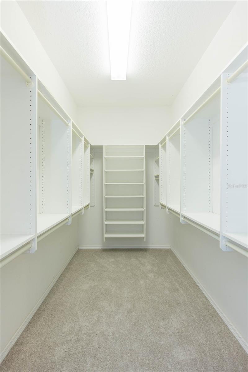 11730 LAKEVIEW DR — photo 33