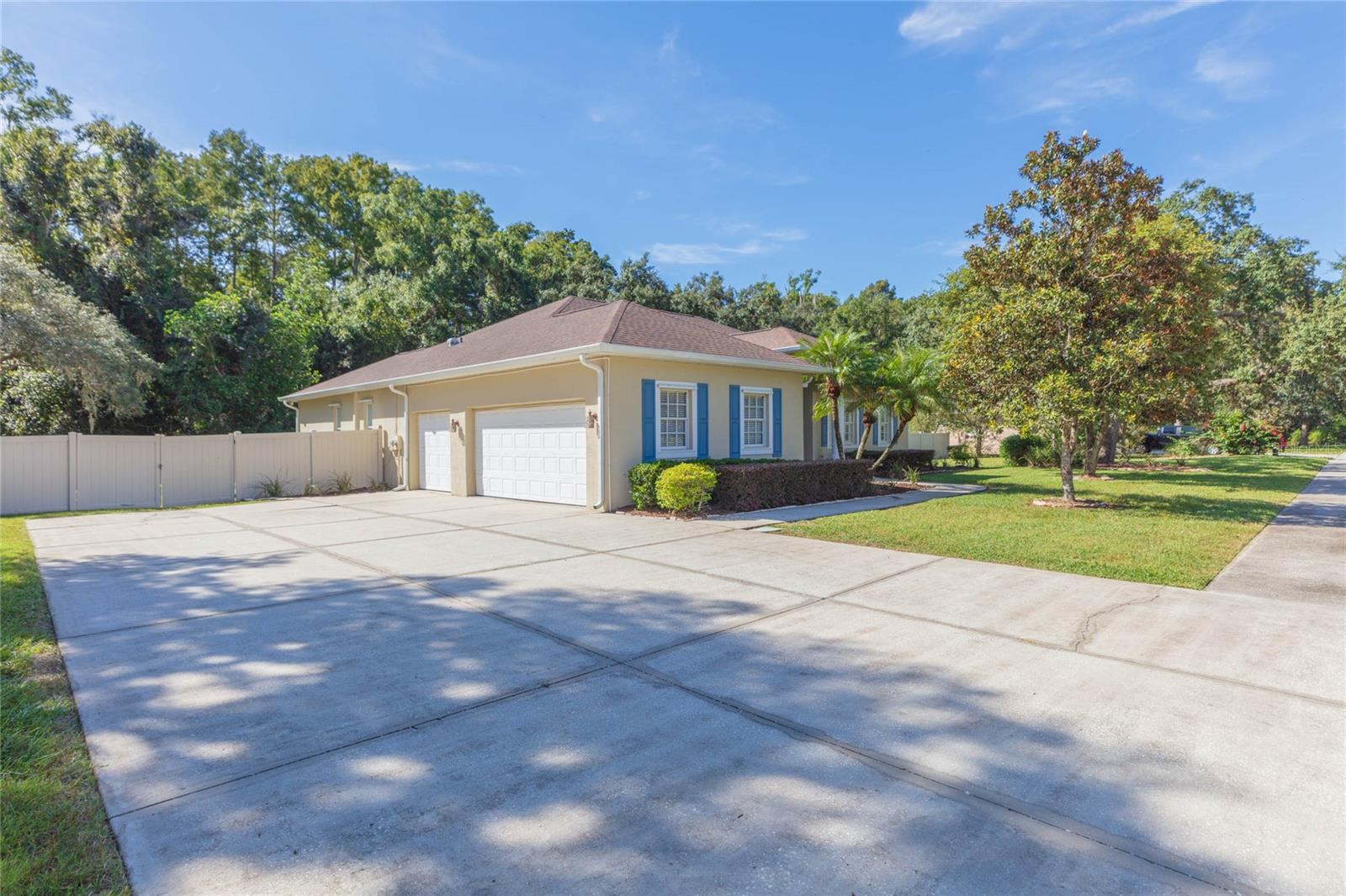 11730 LAKEVIEW DR — photo 43