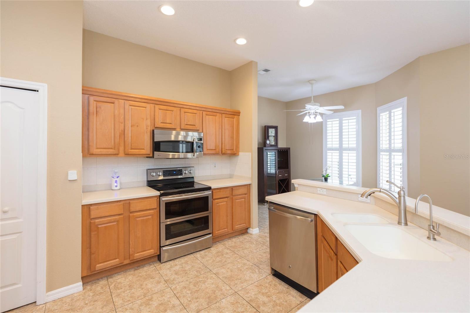 11730 LAKEVIEW DR — photo 5