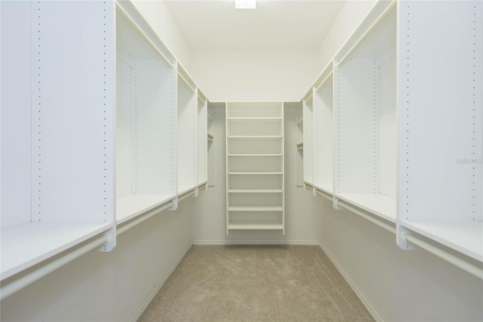 11730 LAKEVIEW DR — photo 32